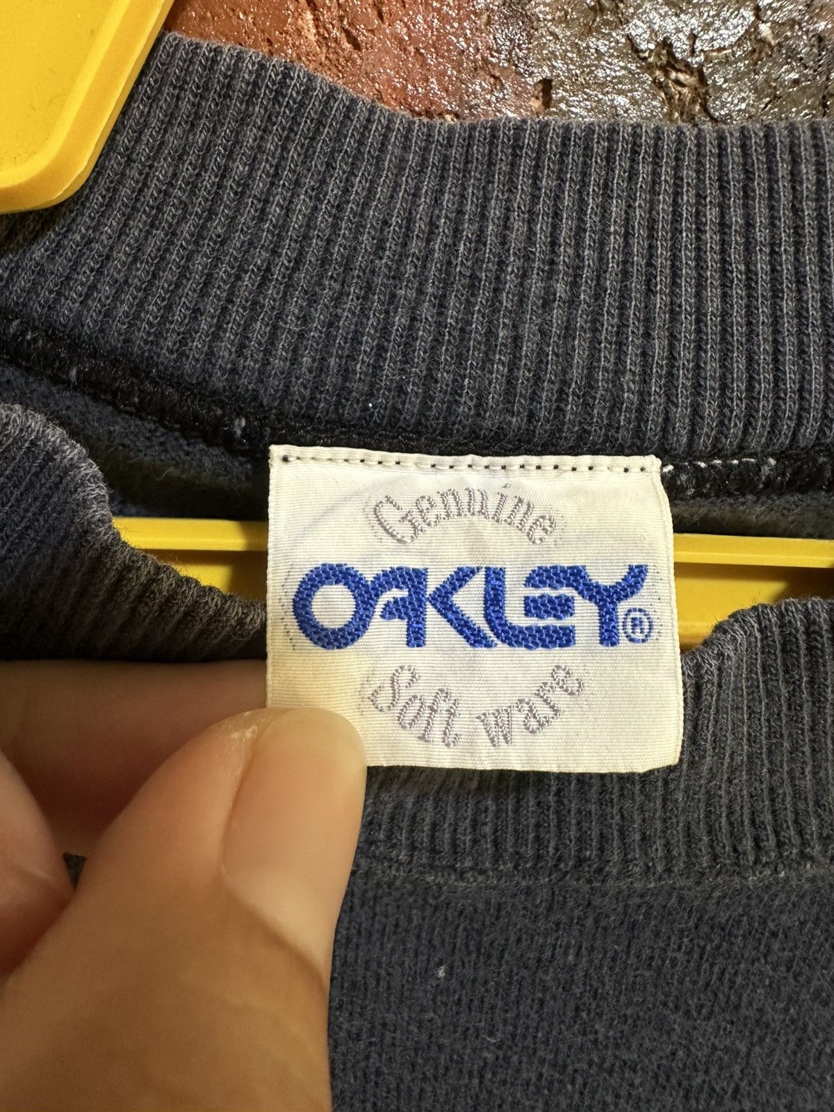 Oakley Thrashed Vintage 90s Oakley Software Embroidered Sun Faded Size US L / EU 52-54 / 3 - 4 Thumbnail