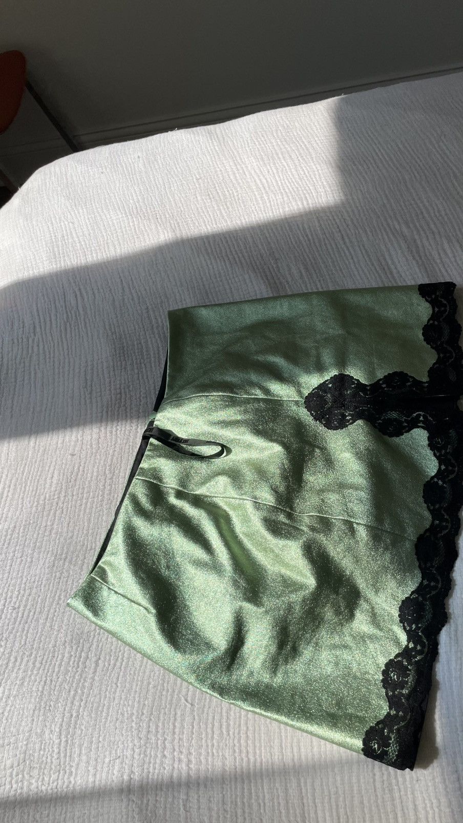 Anna Sui Lace detail Leather Skirt Size 28" / US 6 / IT 42 - 4 Thumbnail