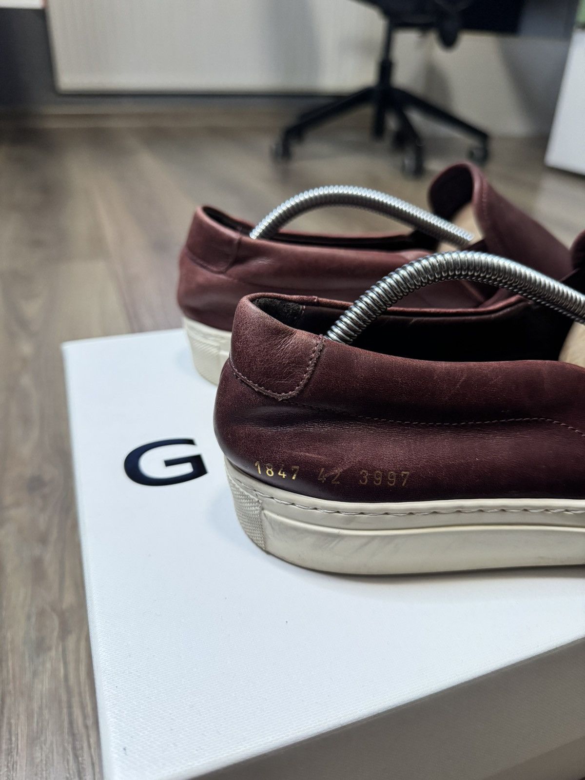 Common Projects × Designer Common Projects Slip On Leather Bordeaux Size US 8.5 / EU 41-42 - 9 Thumbnail