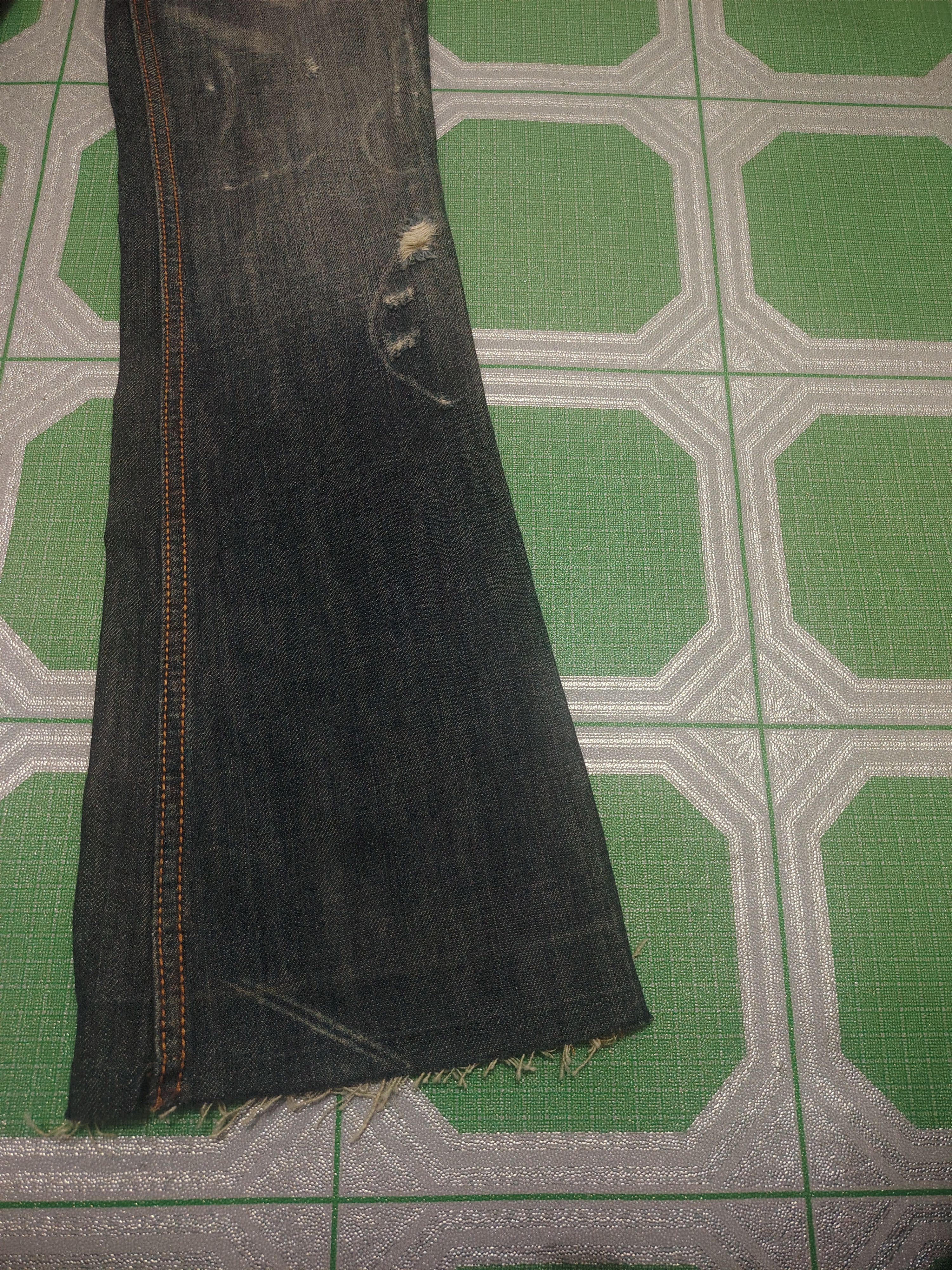Antik Denim Antik Denim Flared Distress Jeans Embroidered Navajo Pockets Size 26" / US 2 / IT 38 - 6 Thumbnail