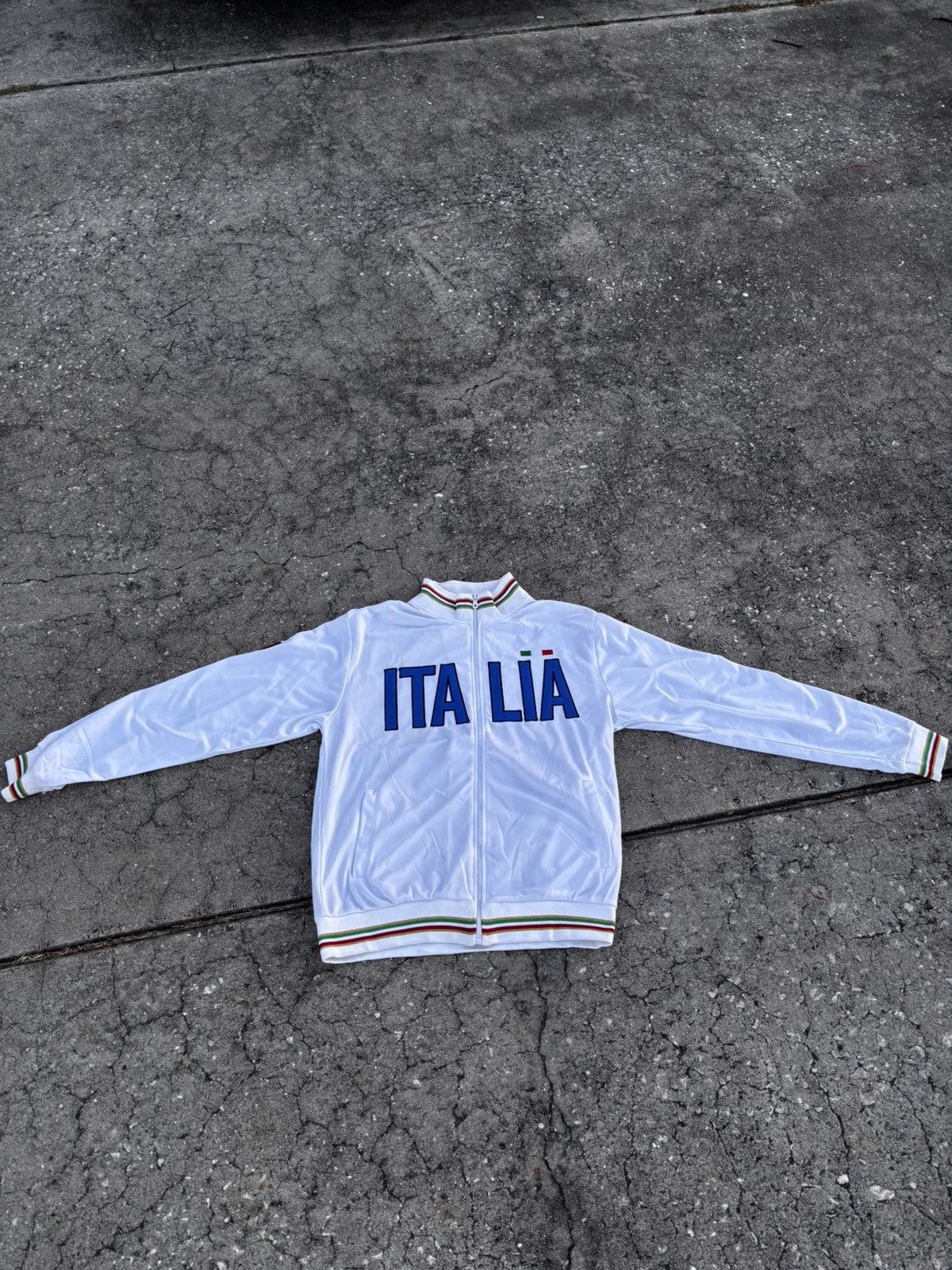 Other White Italian jacket/sweater Size US XXL / EU 58 / 5 - 1 Thumbnail