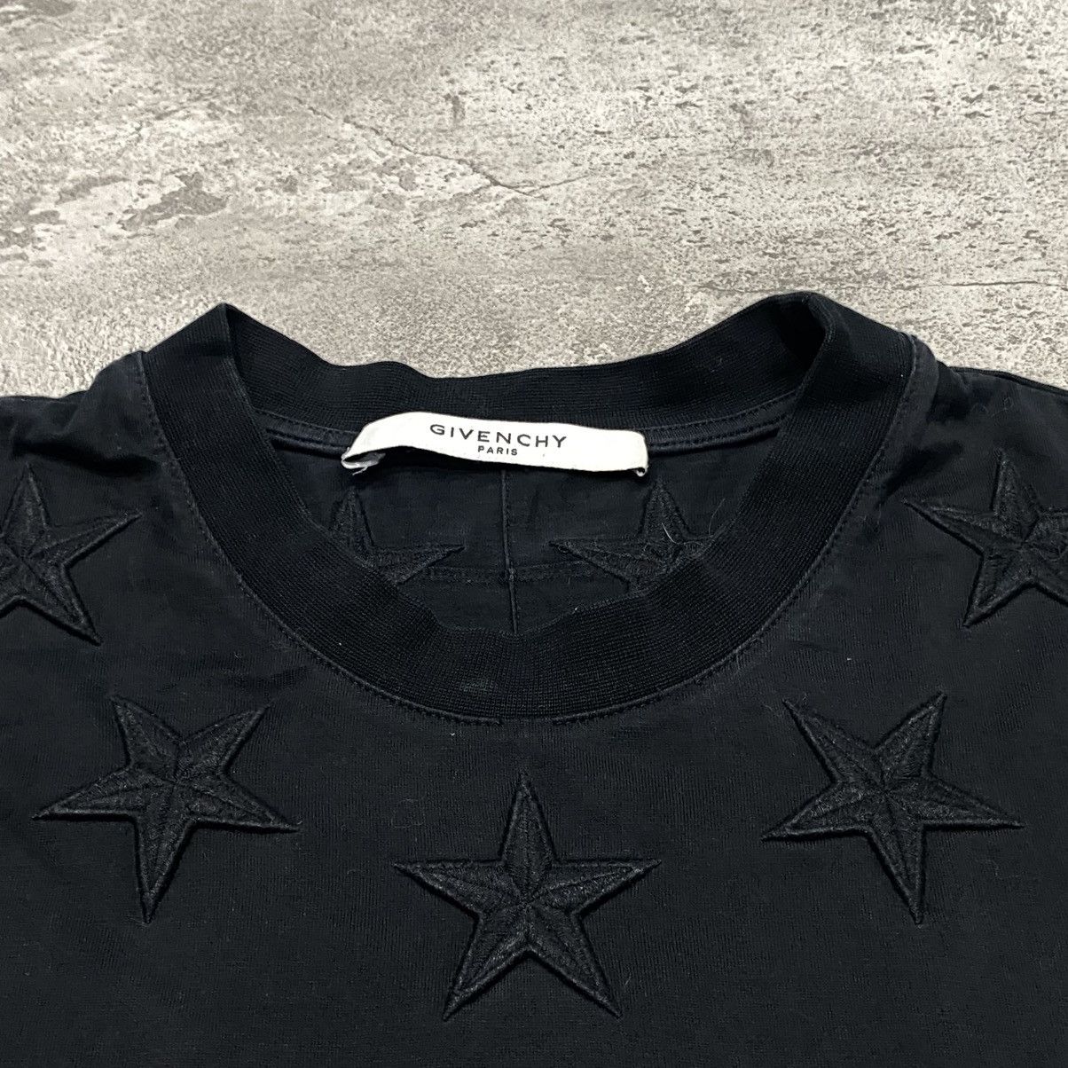Givenchy Givenchy Stars Black Tshirt Size US S / EU 44-46 / 1 - 8 Thumbnail
