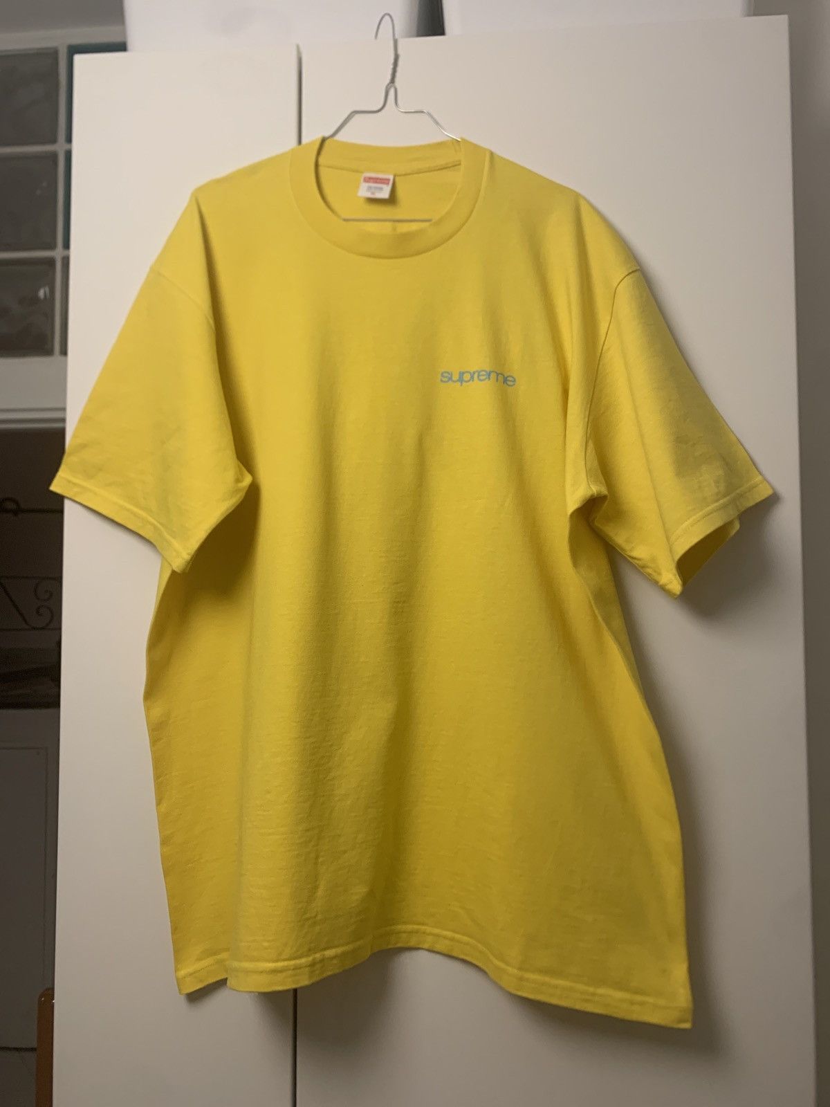Supreme Logo tshirt Size US XL / EU 56 / 4 - 1 Thumbnail