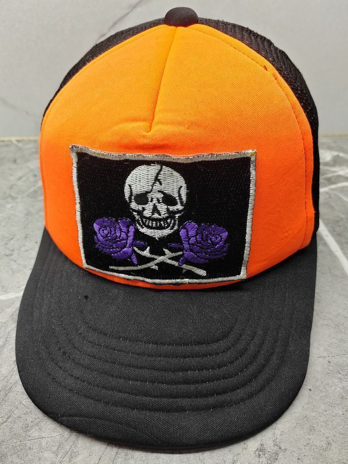 Vintage Vintage Skulls Trucker Hat Cap Size ONE SIZE - 1 Thumbnail
