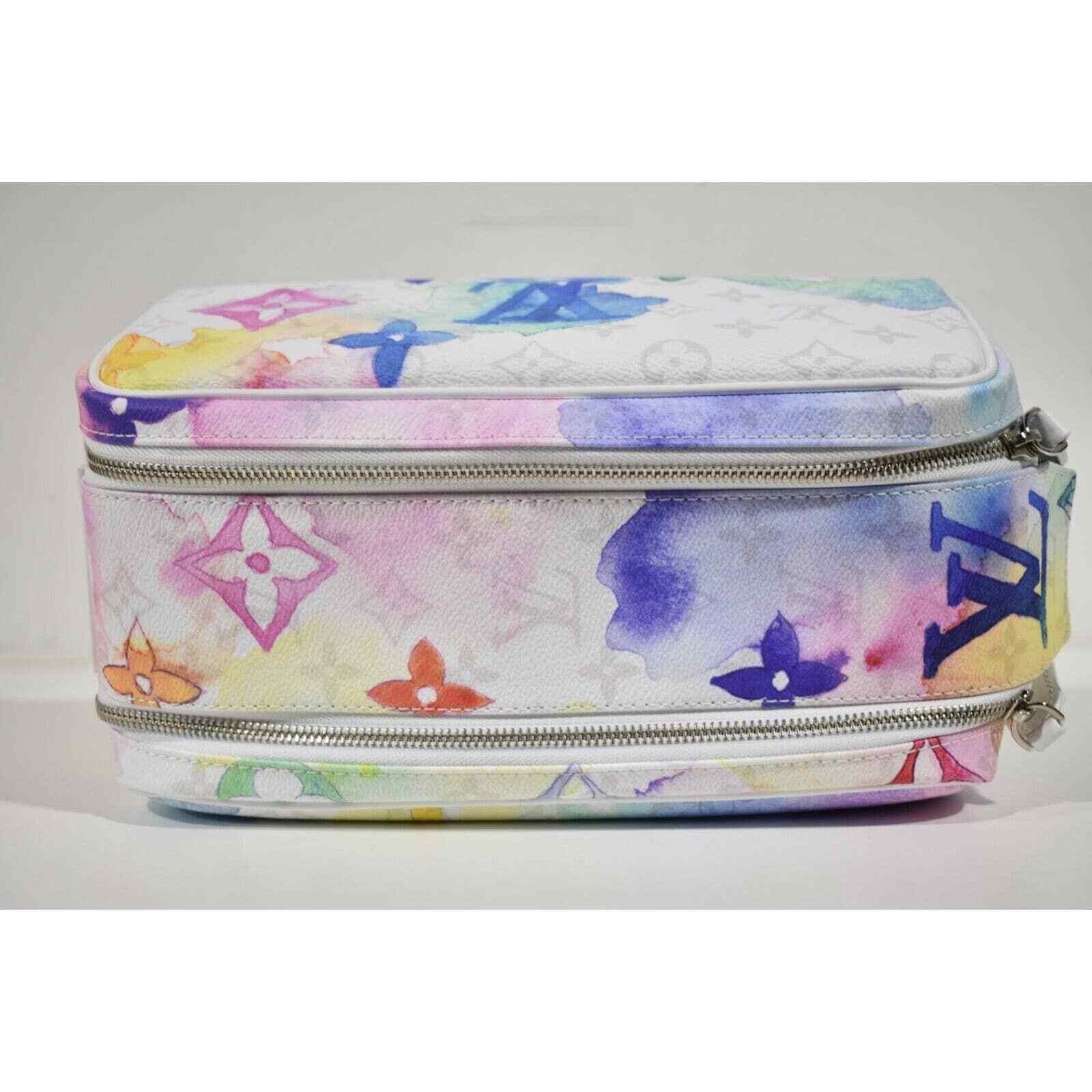 Louis Vuitton Louis Vuitton Weekend Travel Toiletry Pouch Bag Size ONE SIZE - 9 Thumbnail