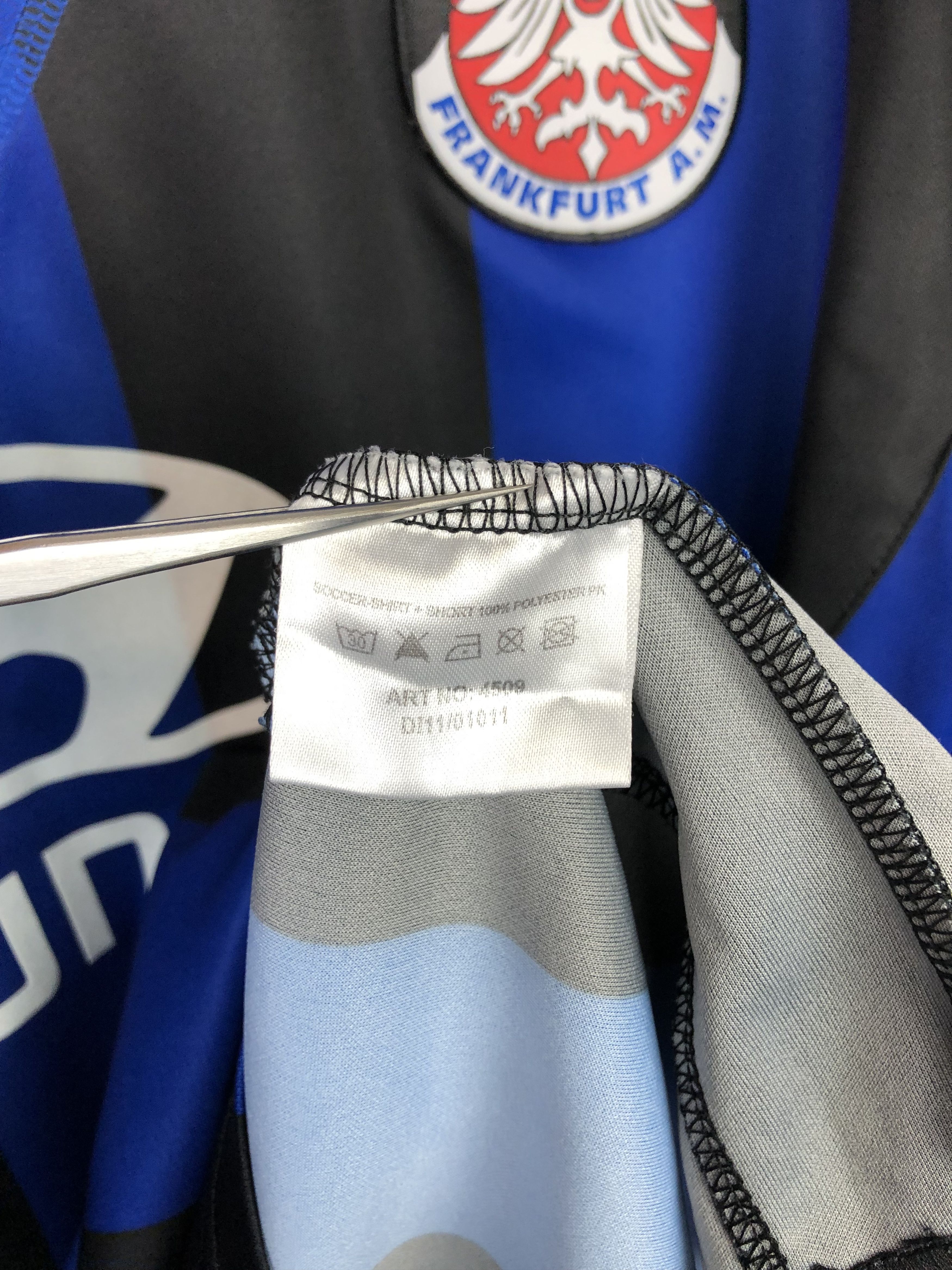 Other FSV Frankfurt football shirt 2011 Soccer #10 Gueye Jersey Size US M / EU 48-50 / 2 - 9 Thumbnail