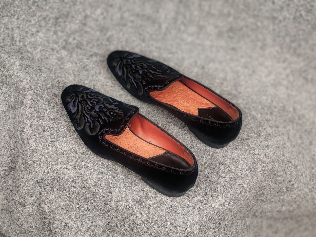 Santoni Santoni Italy Design Velvet SlipOn Casual Dress Loafer Shoes Size US 7 / EU 40 - 12 Thumbnail