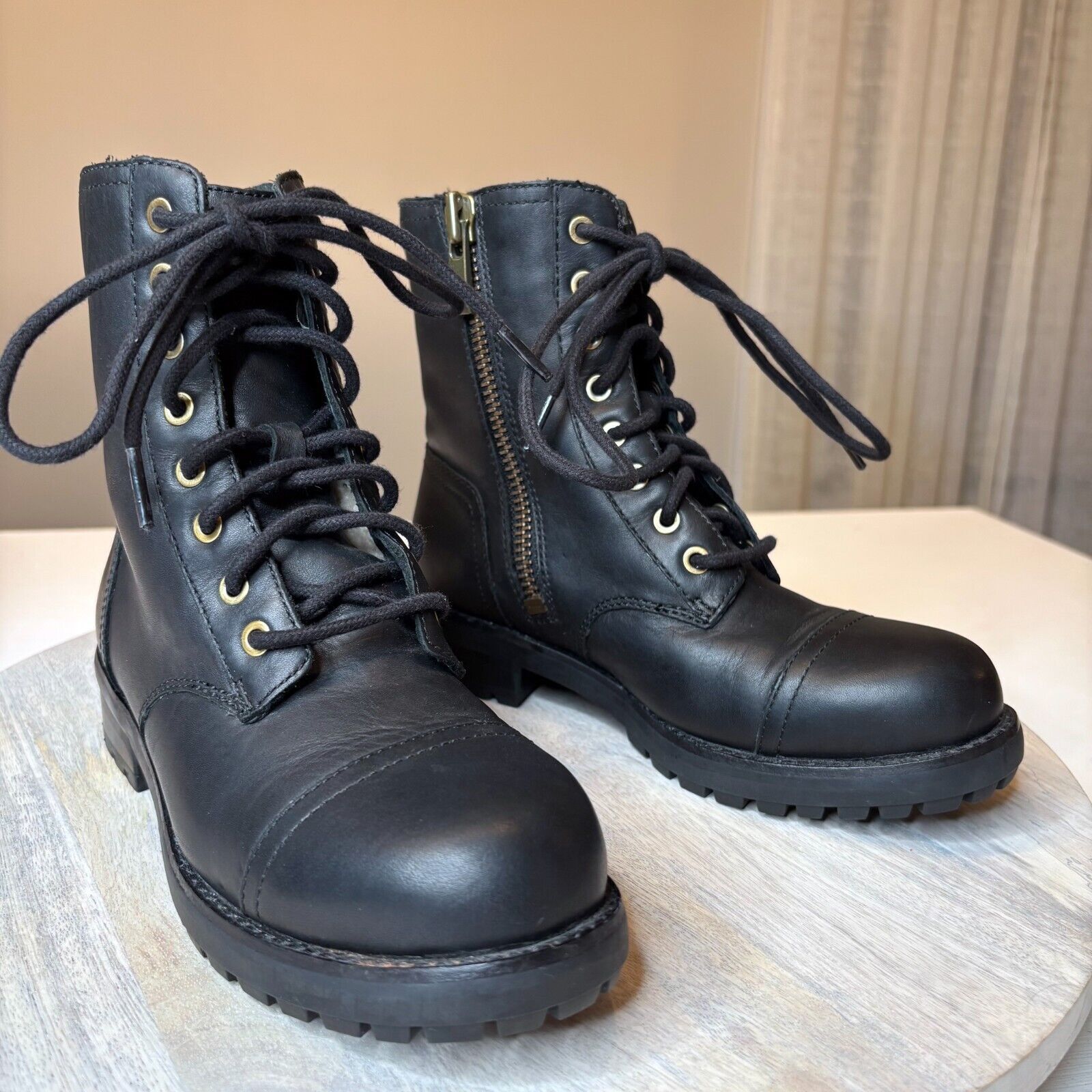 Ugg Ugg Australia Women's Kilmer Black Leather Boots US Size 5 Size US 5 / IT 35 - 2 Thumbnail