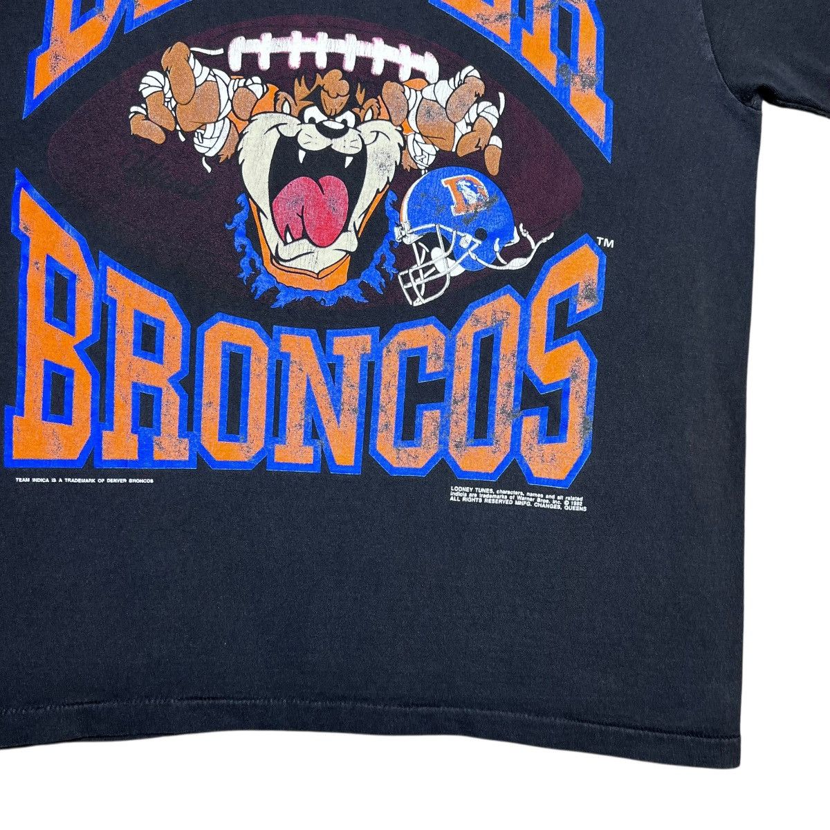 Changes Vintage 1992 NFL Denver Broncos Taz Looney Tunes Changes Tee Size US L / EU 52-54 / 3 - 6 Thumbnail