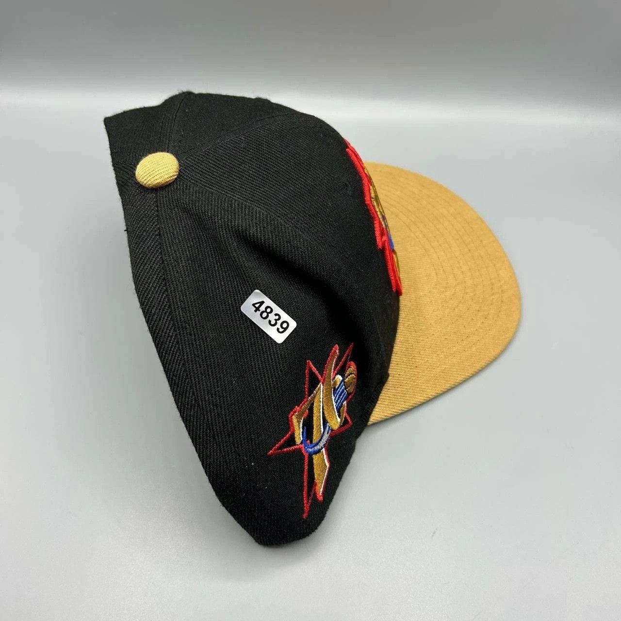 Mitchell & Ness Philadelphia 76ers NBA Hat Men Black Snap Back Cap Size ONE SIZE - 9 Thumbnail