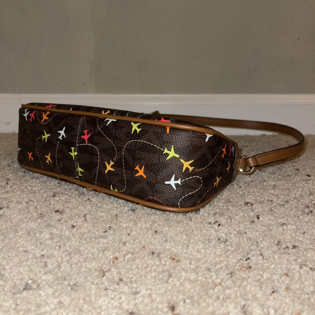 Michael Kors Michael Kors JET SET Medium Pouchette ‘Brown’ - BRAND NEW Size ONE SIZE - 8 Thumbnail