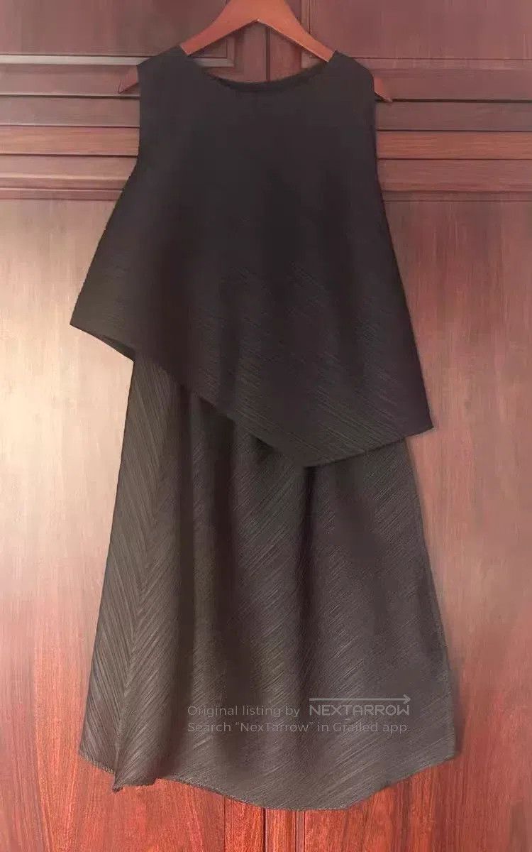 Issey Miyake Issey Miyake Black Diagonal Stripe Tank Top Size S / US 4 / IT 40 - 1 Thumbnail