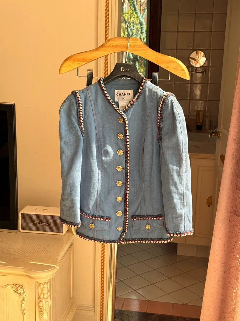 Chanel Chanel Versailles Denim Jacket for Sale -2505 Size US XS / EU 42 / 0 - 2 Thumbnail