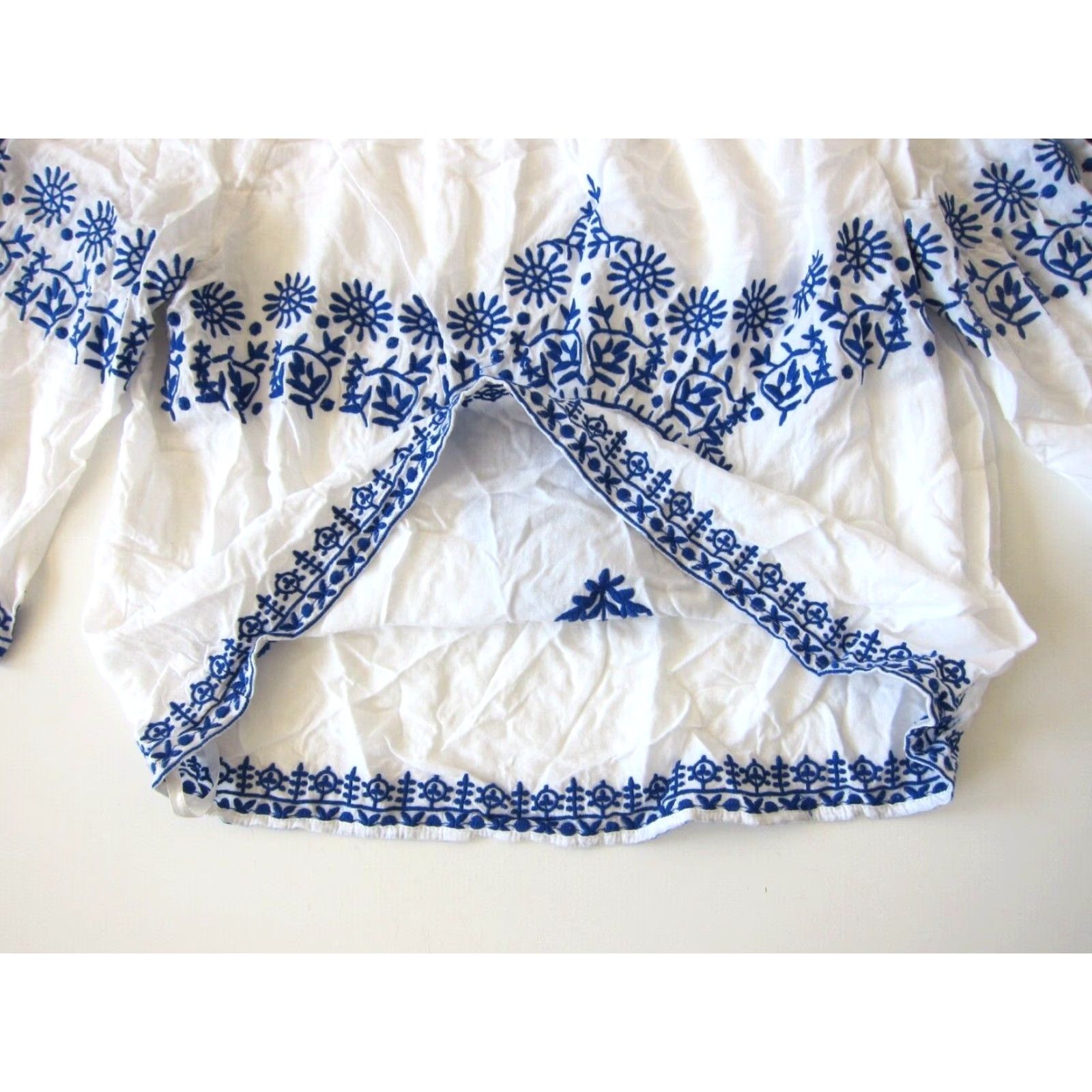 Vintage Gianni Bini Blouse Shirt Off Shoulder 100% Rayon White Blue Embroidered Peasant M Womens Size M / US 6-8 / IT 42-44 - 5 Thumbnail
