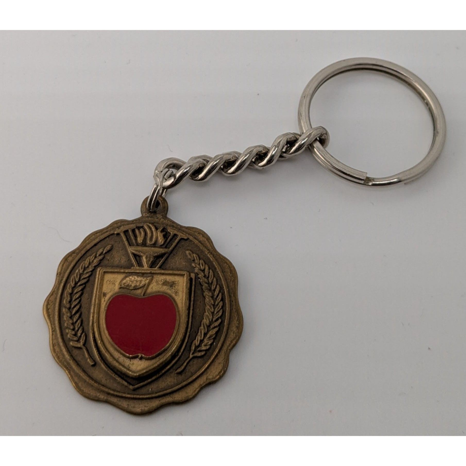 Other Vintage Wisconsin Community Education Association Keychain W Size ONE SIZE - 4 Thumbnail