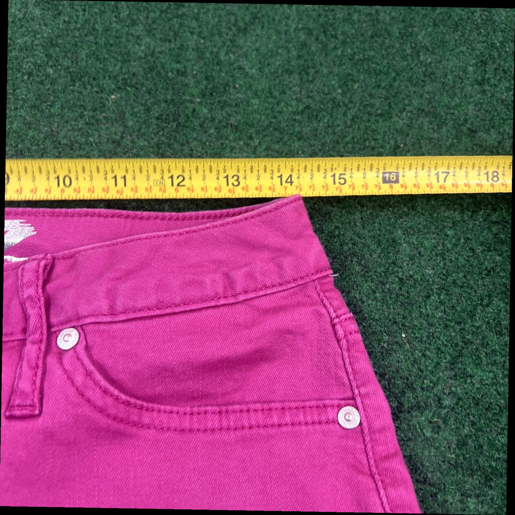 Vintage Seven7 Shorts Womens Size 4 Pink Bermuda Shorts Measures 28 Size 27" / US 4 / IT 40 - 7 Thumbnail
