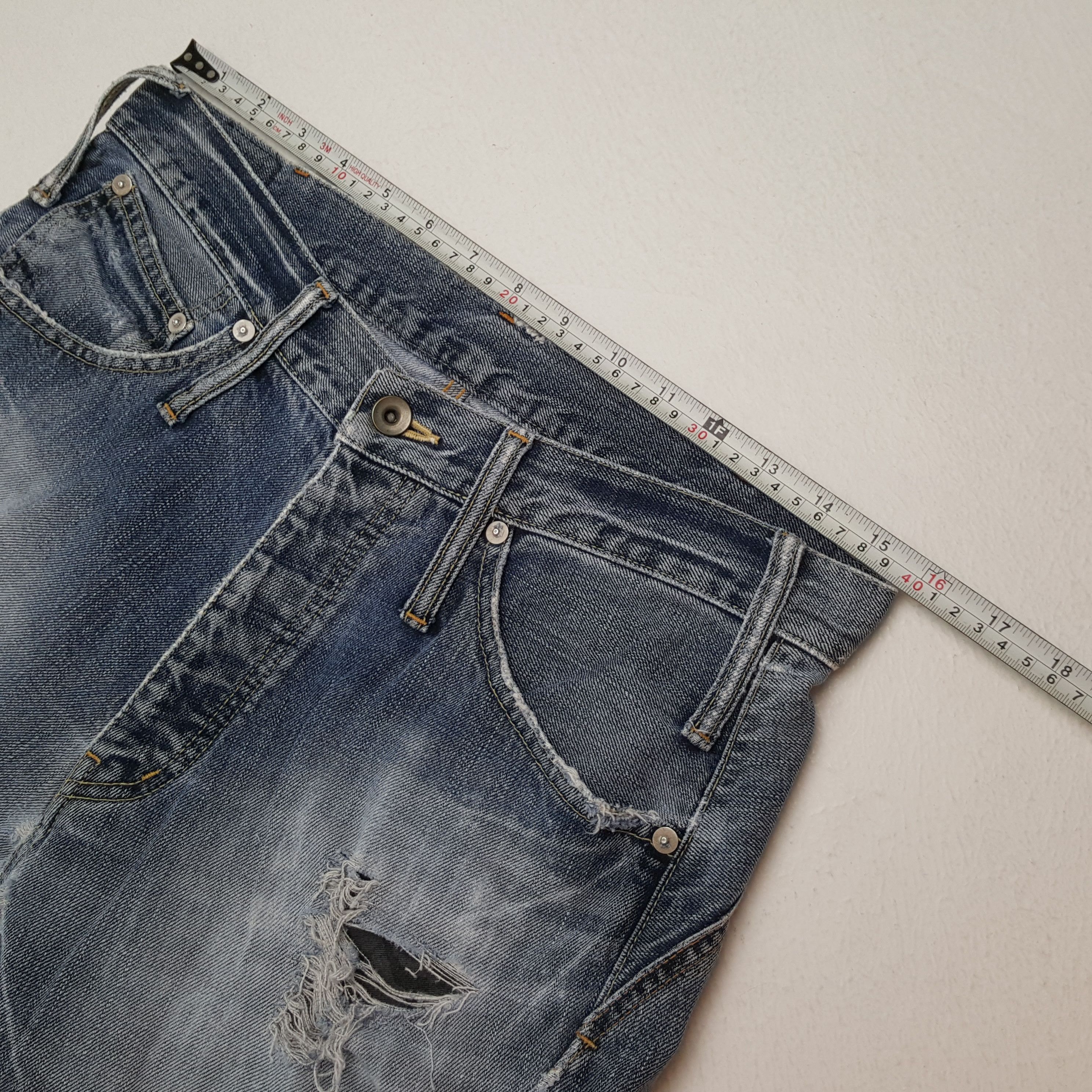 Japanese Brand × Le Grande Bleu (L.G.B.) × Vintage LE GRANDE BLEU L.G.B Distressed Jeans Fashion Style Size US 31 - 7 Thumbnail