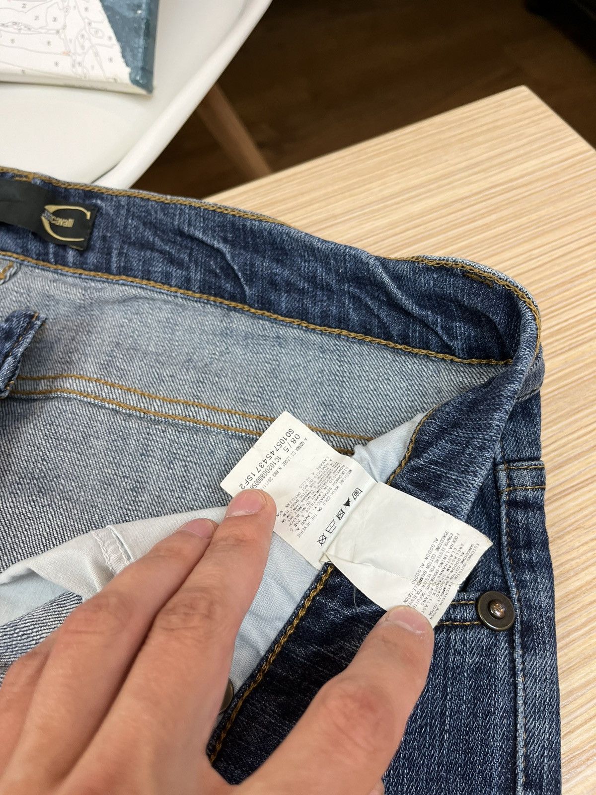 Just Cavalli × Roberto Cavalli Just Cavalli 2000’s Flared Faded Denim Jeans Size US 36 / EU 52 - 10 Thumbnail