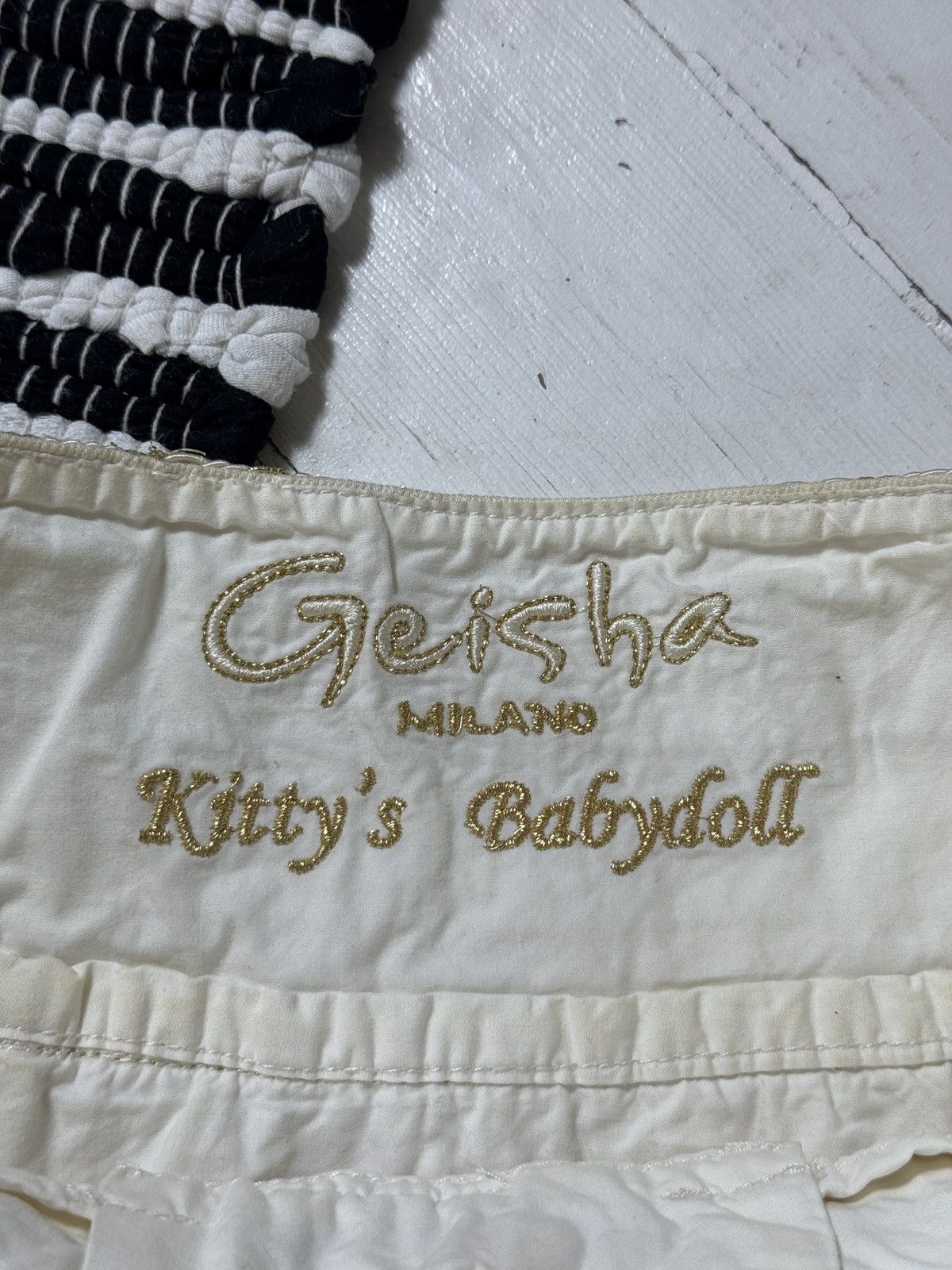 Other VINTAGE GEISHA BALLOON STYLE MINI SKIRT Size 27" / US 4 / IT 40 - 6 Thumbnail