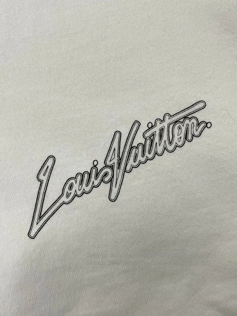 Louis Vuitton Louis Vuitton White Printed Short Sleeve T-Shirt. Size US XL / EU 56 / 4 - 3 Thumbnail