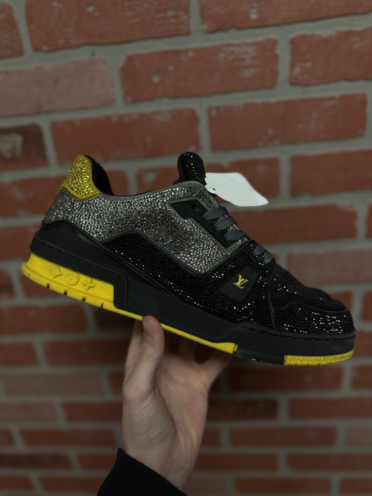 Louis Vuitton × Swarovski Louis Vuittion Swarovski Crystal Trainer 9LV/10US $5800 Size US 10 / EU 43 - 1 Thumbnail