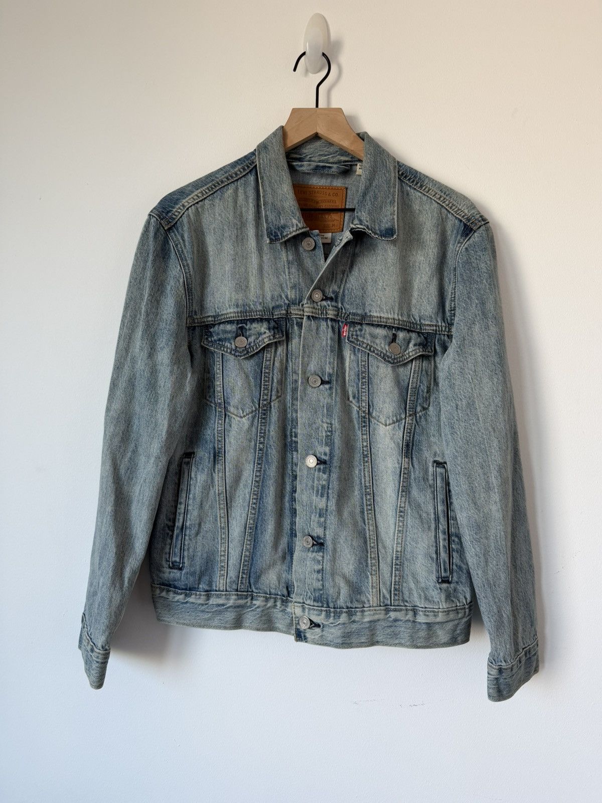 Levi's Levis Classic Denim Trucker Jacket Blue Medium Size US M / EU 48-50 / 2 - 1 Thumbnail