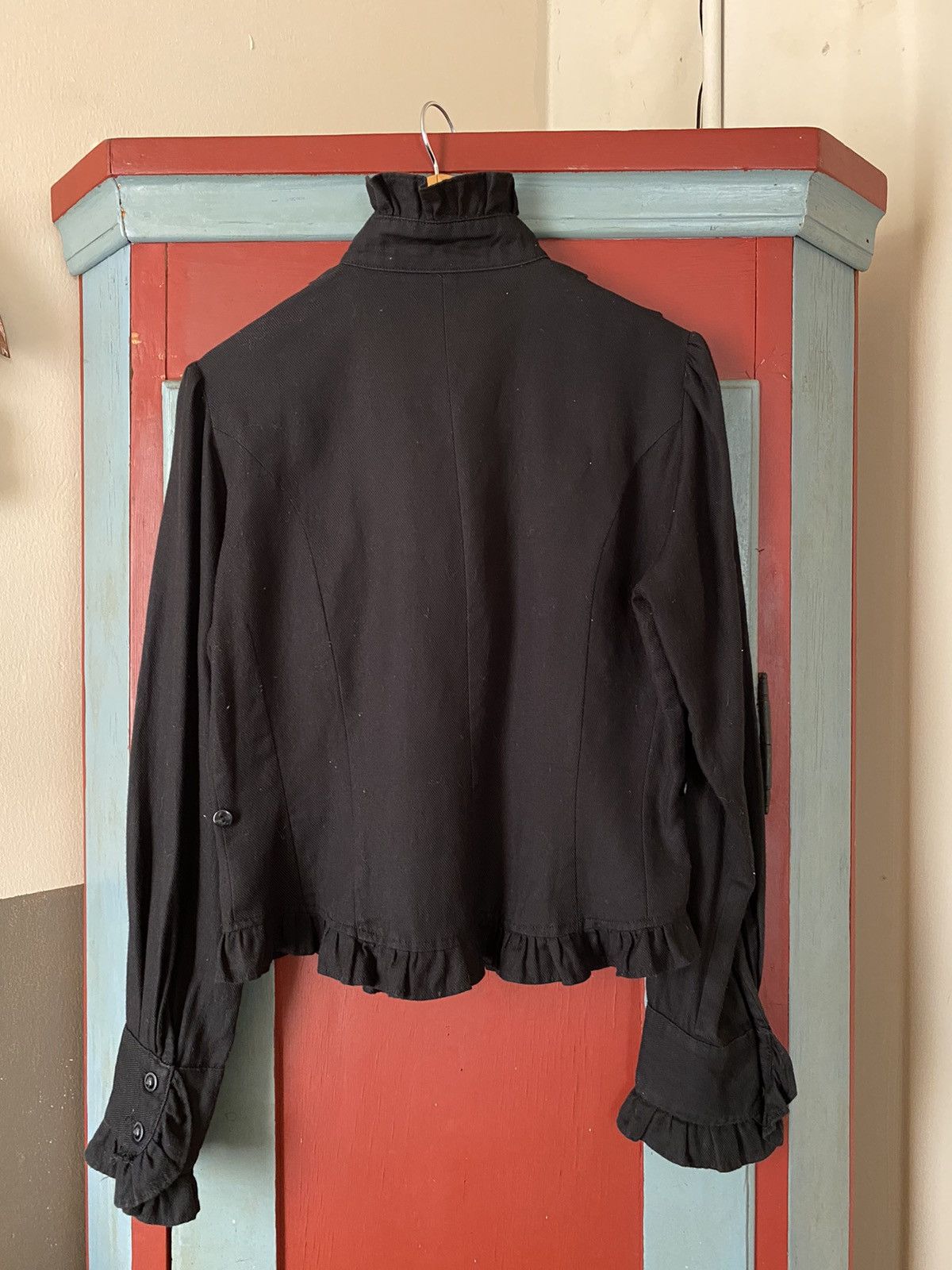 Designer × Japanese Brand Innocent World Y2K Punk Black Ruffle Collar Shirt Size S / US 4 / IT 40 - 4 Thumbnail