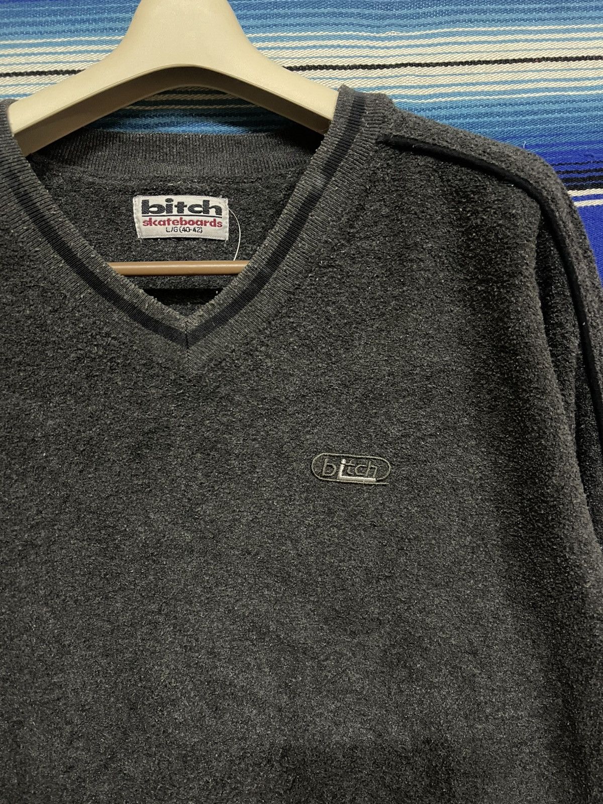 Vintage 🔥RARE Vintage 90s BITCH Skateboard Sweatshirt Size US L / EU 52-54 / 3 - 4 Thumbnail