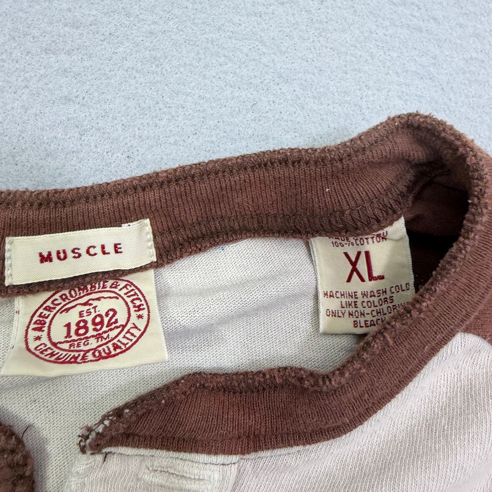 Abercrombie & Fitch Abercrombie & Fitch Henley Muscle Shirt Men's XL White Size US XL / EU 56 / 4 - 9 Thumbnail