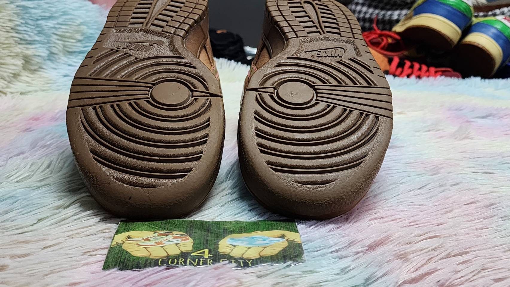 Nike Nike Sb Dunk Low Gibson Guitar Case Size US 9.5 / EU 42-43 - 10 Thumbnail