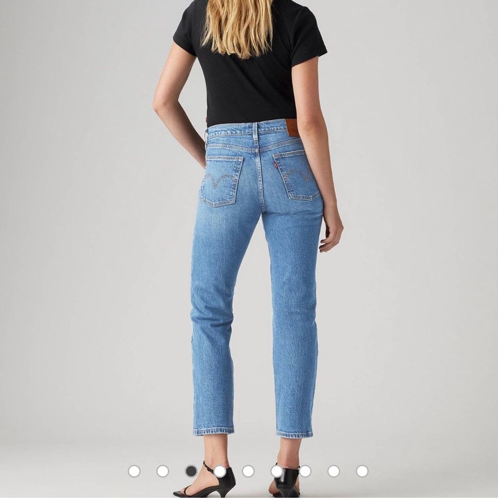 Levi's Levi’s Premium Denim WEDGIE Jean Blue Medium Wash Women 24. Size 42" / US 20 - 14 Thumbnail