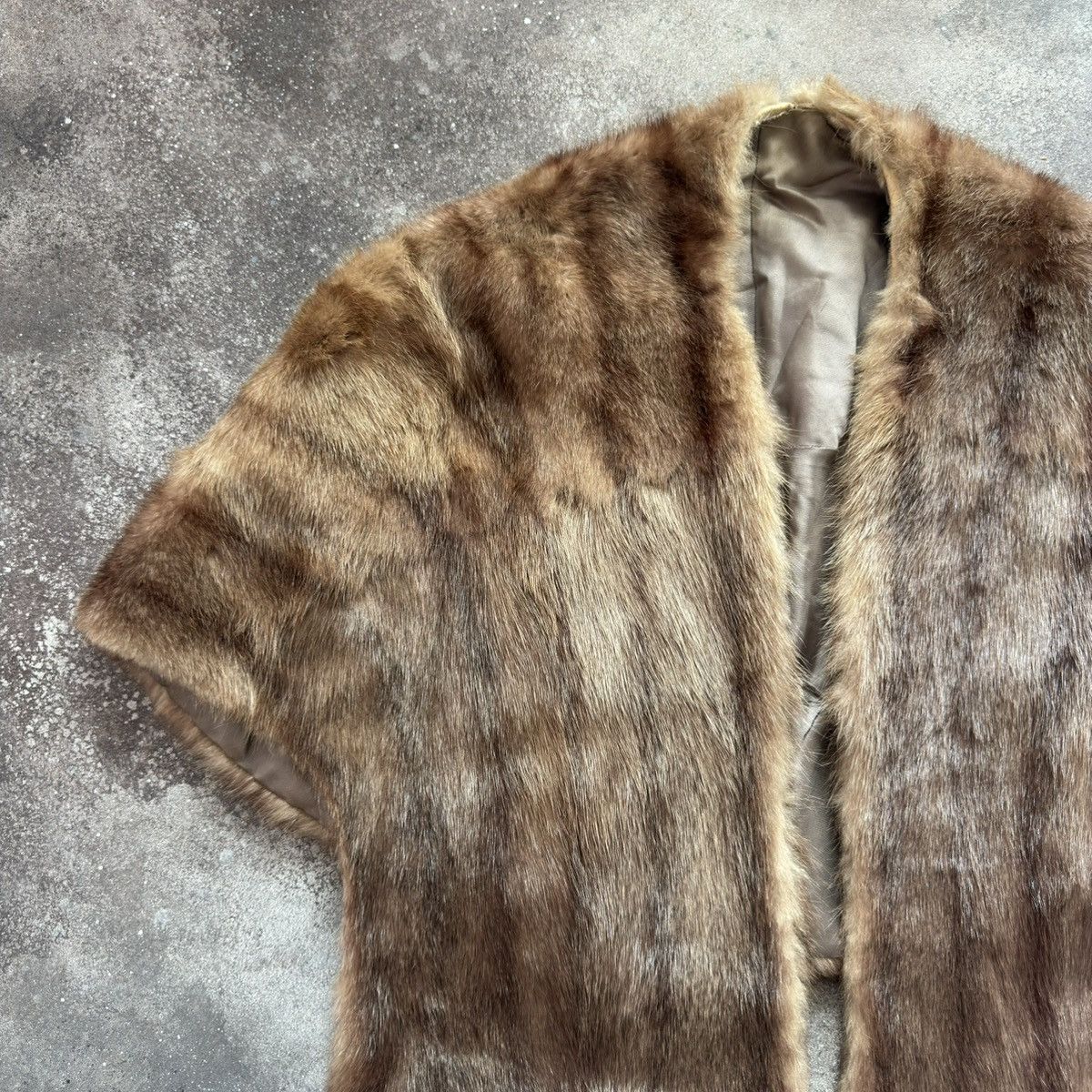 Vintage Amazing Vintage Fur Pocho Cape Size M / US 6-8 / IT 42-44 - 2 Thumbnail