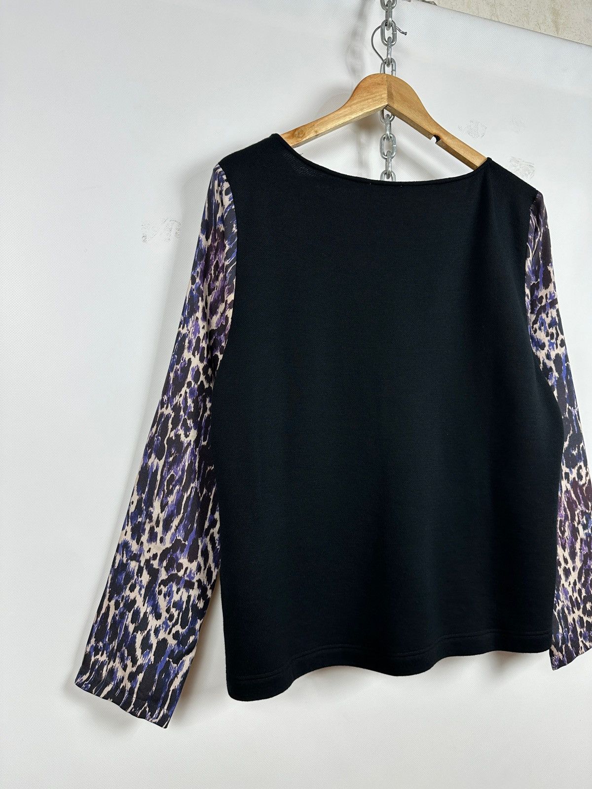 Dries Van Noten Dries Van Noten Black Wool / Leopard Silk Sleeve Sweater Size M / US 6-8 / IT 42-44 - 13 Thumbnail
