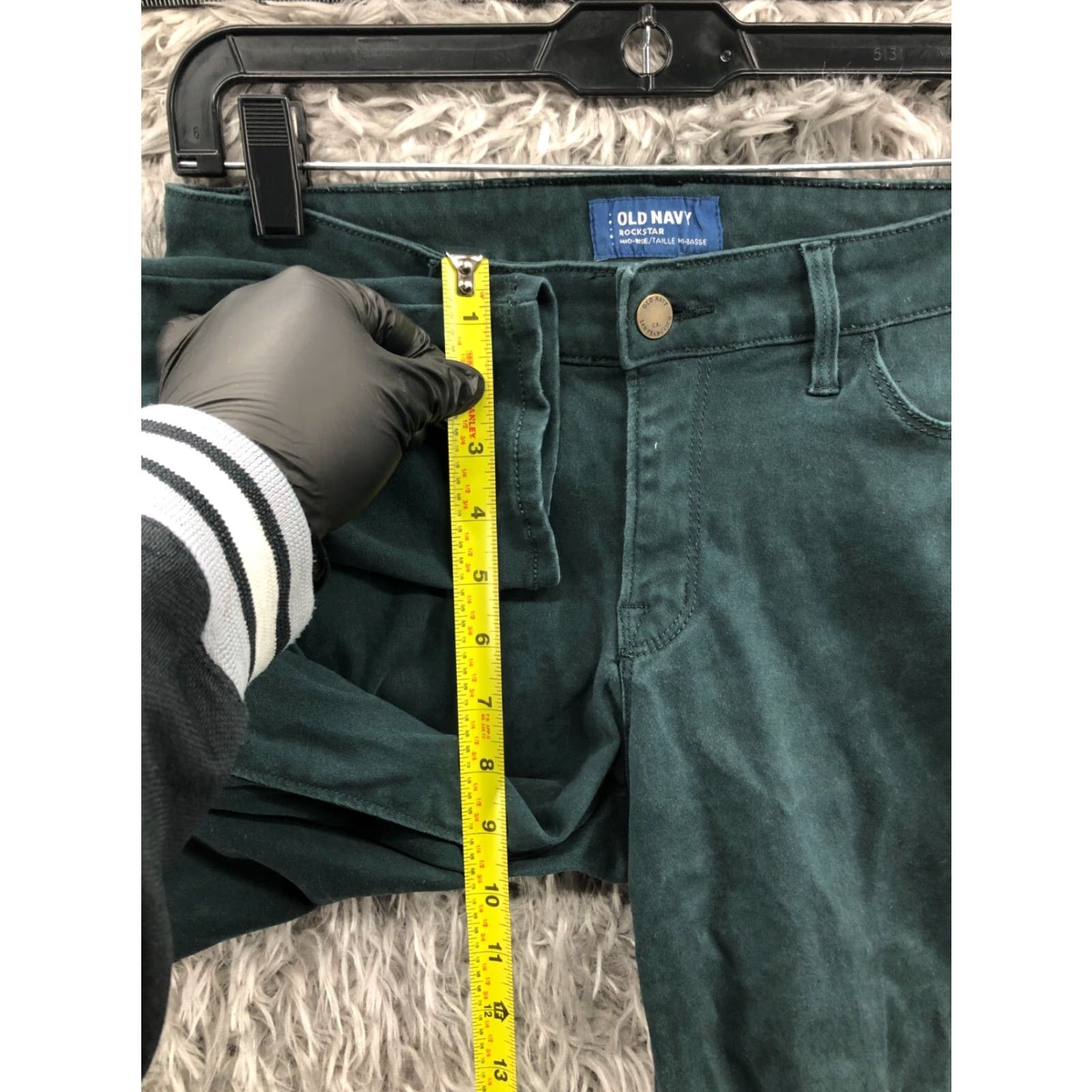 Old Navy Old Navy Chino Pants Womens Size 4 Mid Rise Skinny Green Size 27" / US 4 / IT 40 - 4 Thumbnail