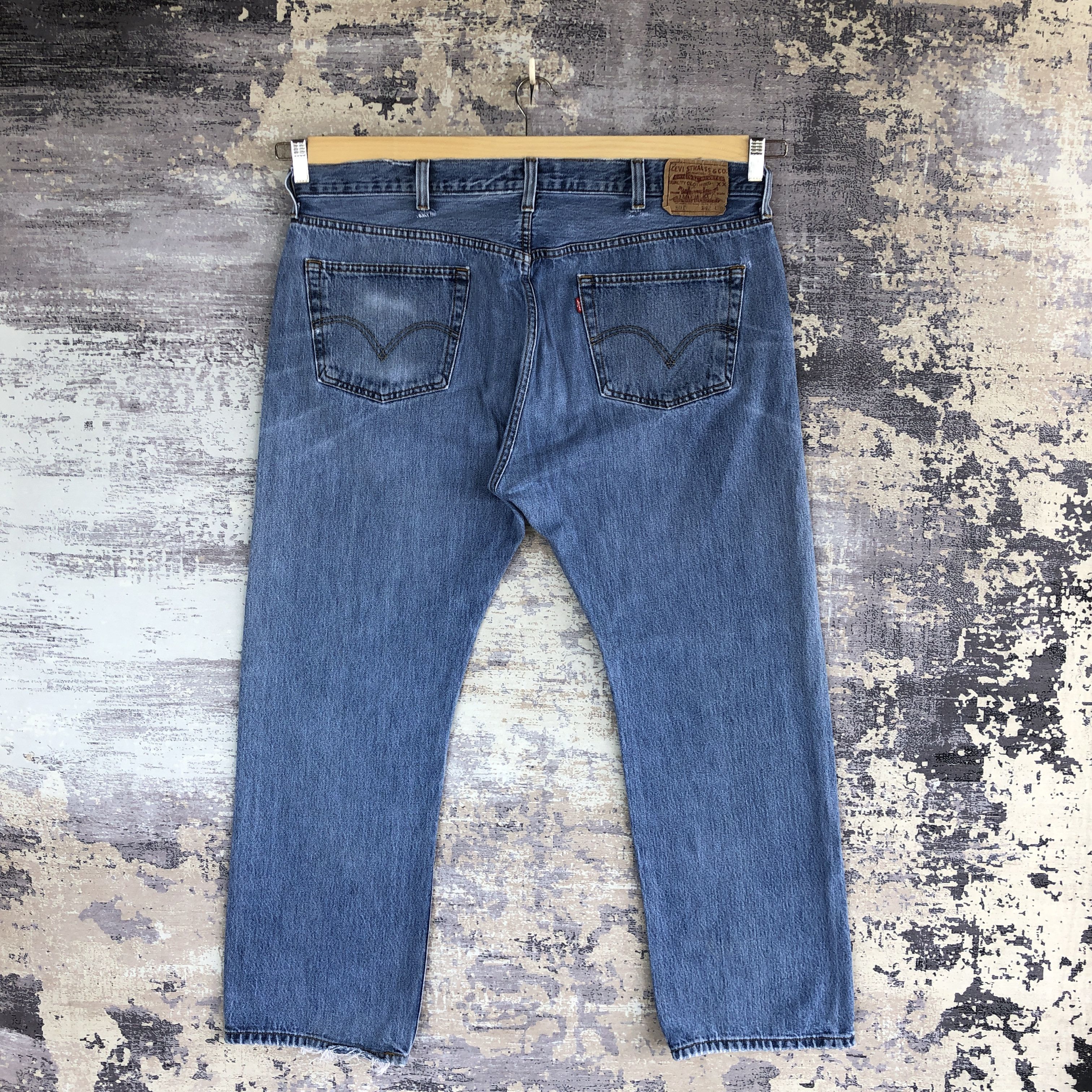 Levi's Vintage Levis 501 Ripped Jeans Levi's Faded Stonewash Denim Size US 40 / EU 56 - 2 Thumbnail