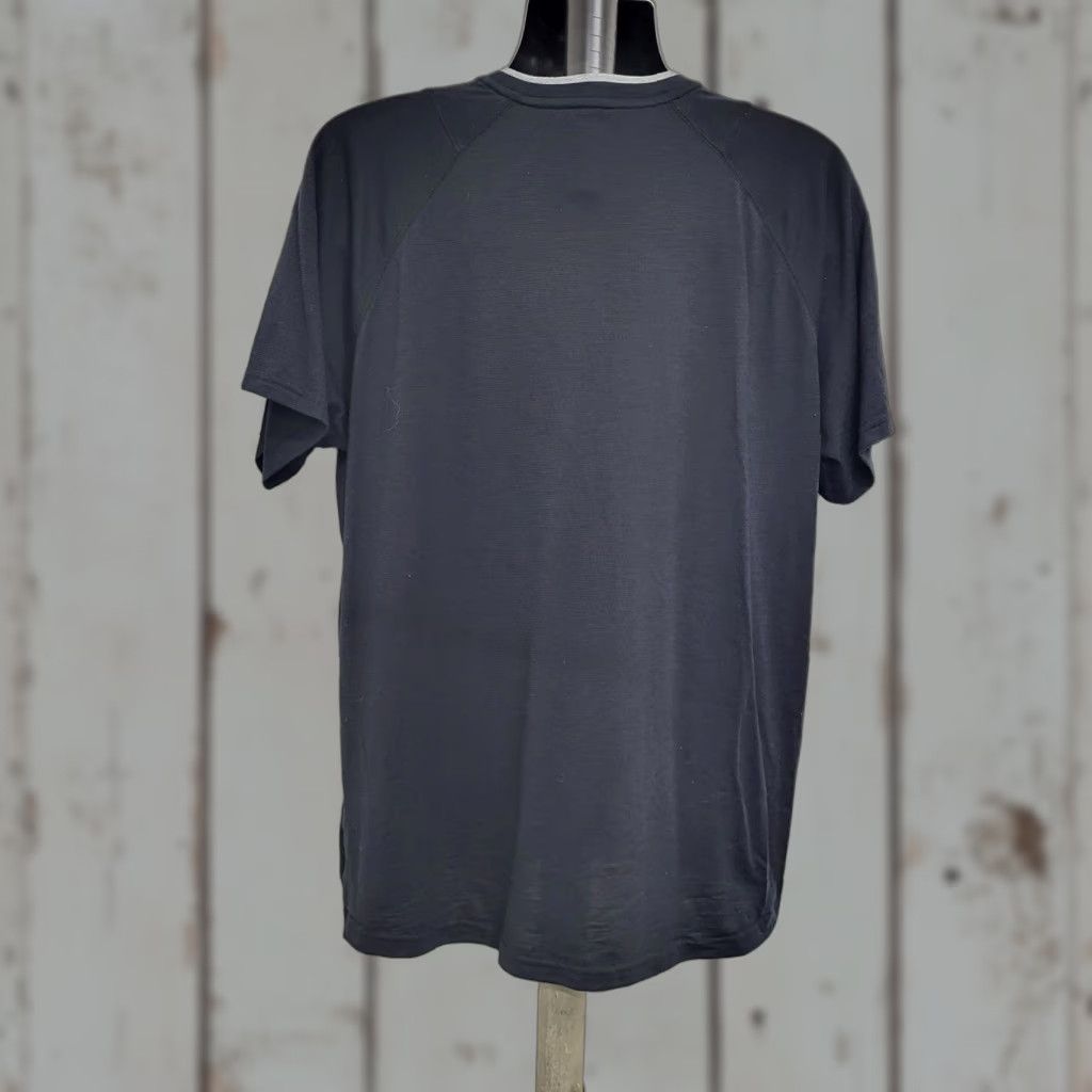 Puma PUMA Way 1 Tshirt Men's XL Black Short Sleeve Gray Cat Logo Workout Jogger Shirt Size US XL / EU 56 / 4 - 1 Thumbnail