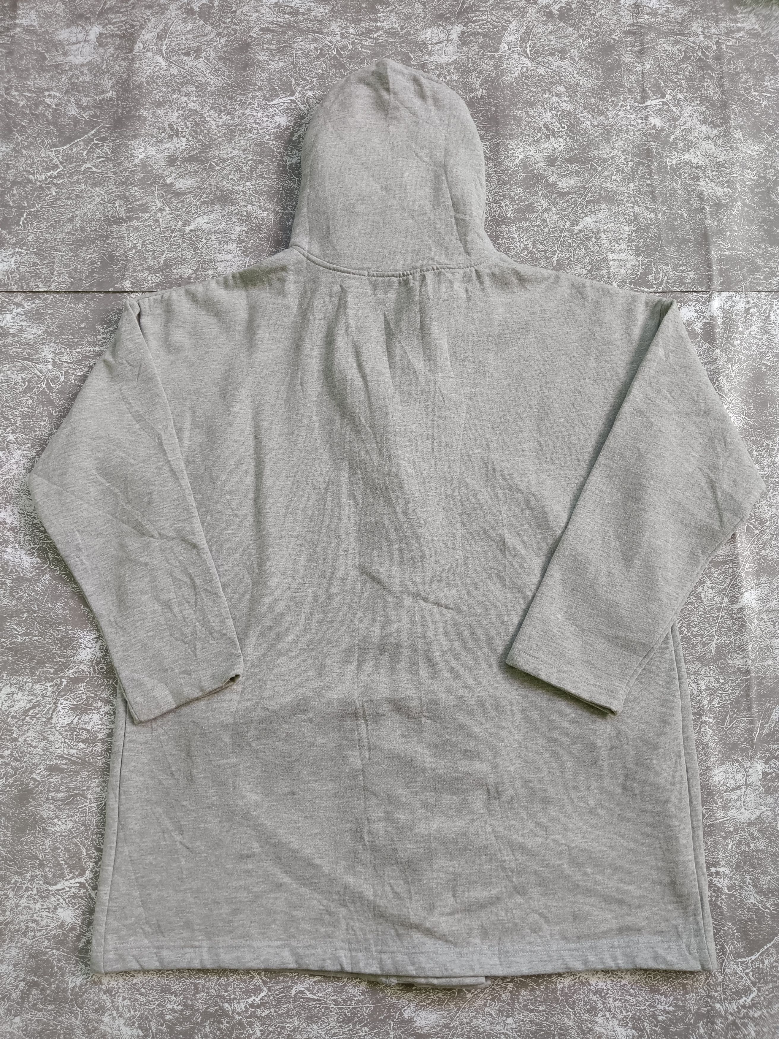 Designer × Japanese Brand Hoodie Japanese Brand Size M / US 6-8 / IT 42-44 - 2 Thumbnail