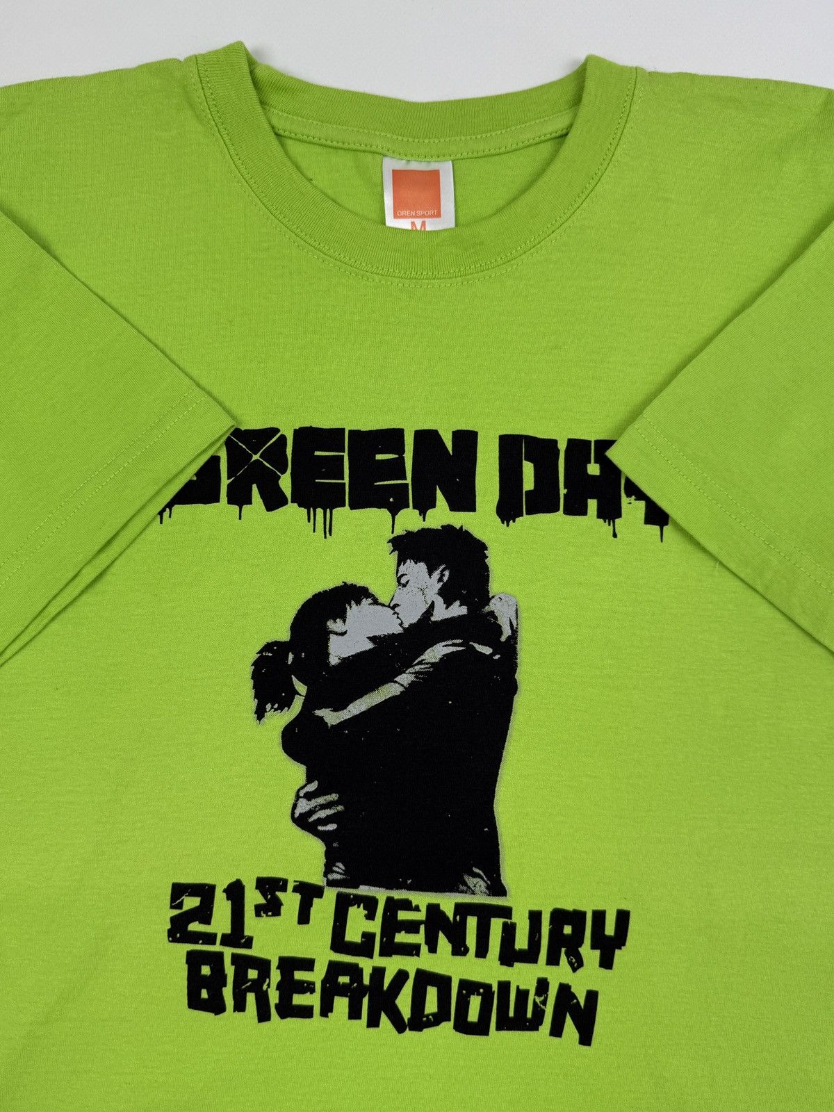 Band Tees 2009 Green Day 21st Century Breakdown Lime Green Graphic Tee Size US M / EU 48-50 / 2 - 2 Thumbnail