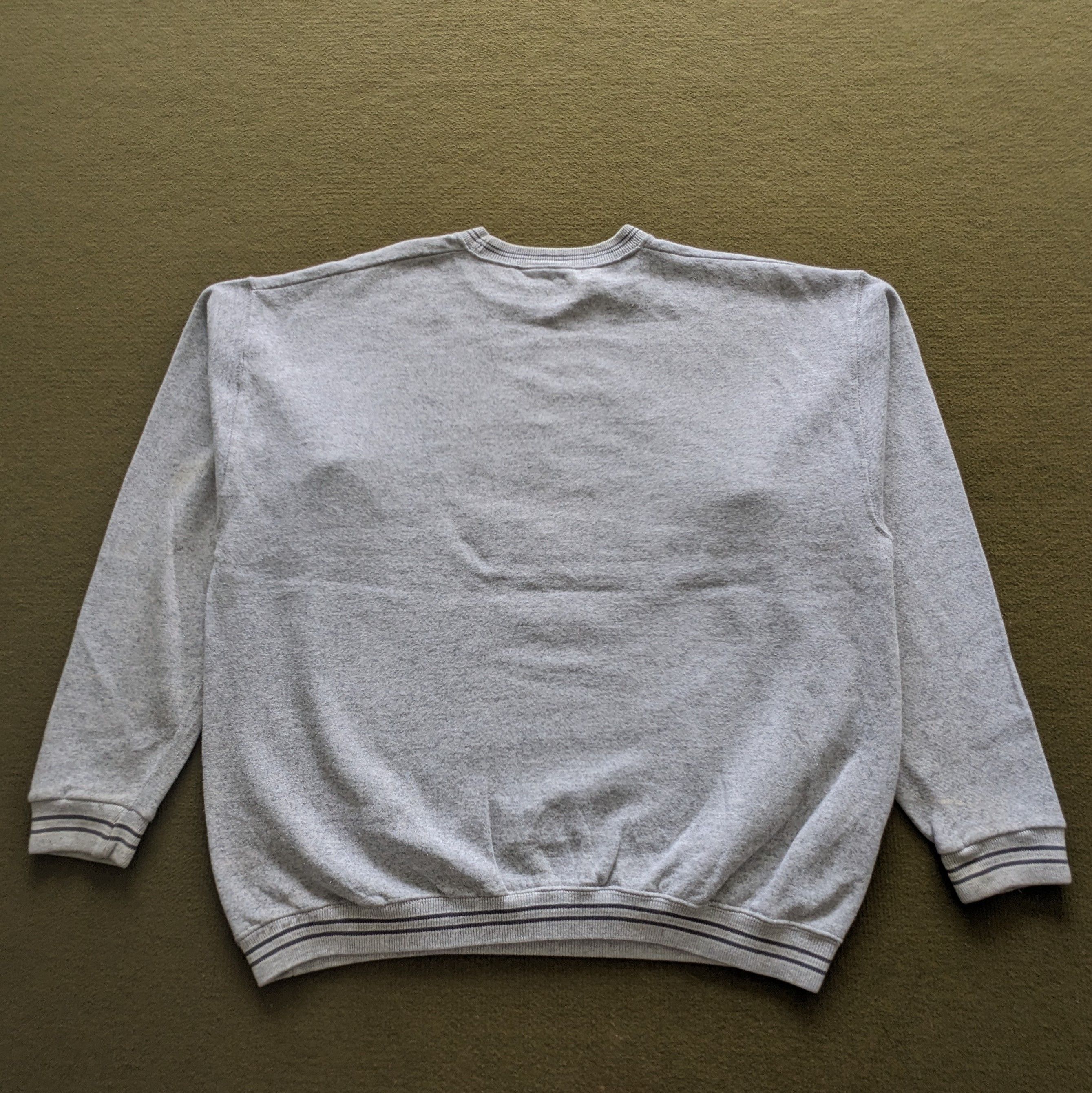 Mickey Mouse Vintage MICKEY MOUSE Disney Cartoon Sweatshirt Size US XL / EU 56 / 4 - 3 Thumbnail