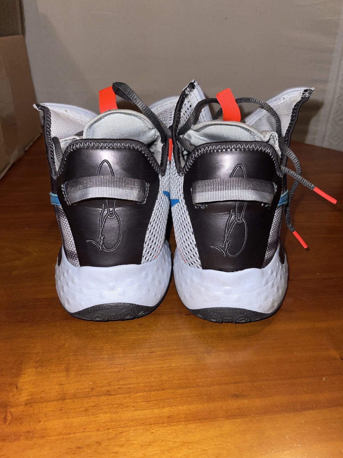 Nike Nike PG 4 Size US 15 / EU 48 - 4 Thumbnail