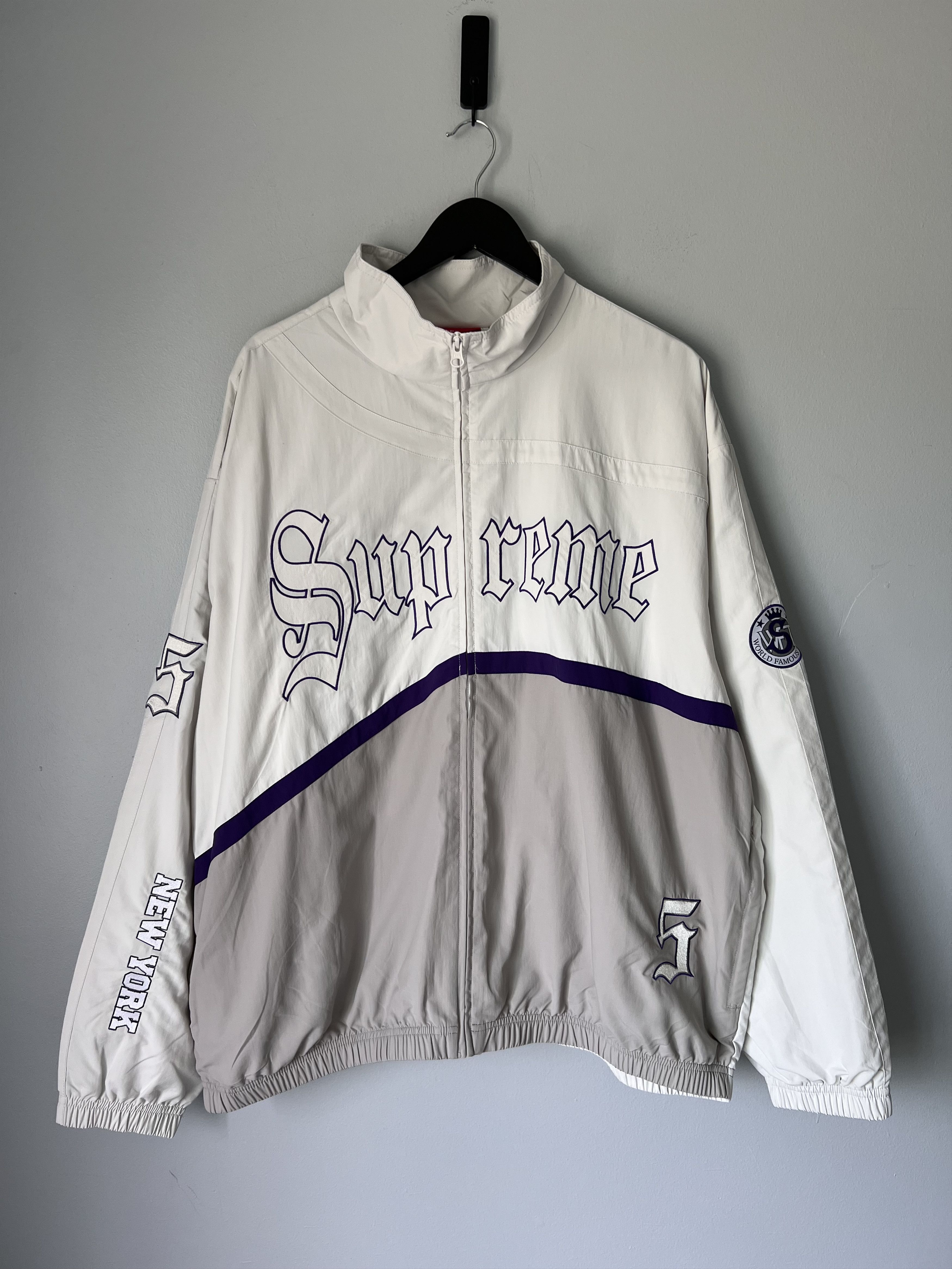 ジャケット・アウター Supreme Old English Track Jacket White Supreme Old English Track Jacket White (Size Large) (READY