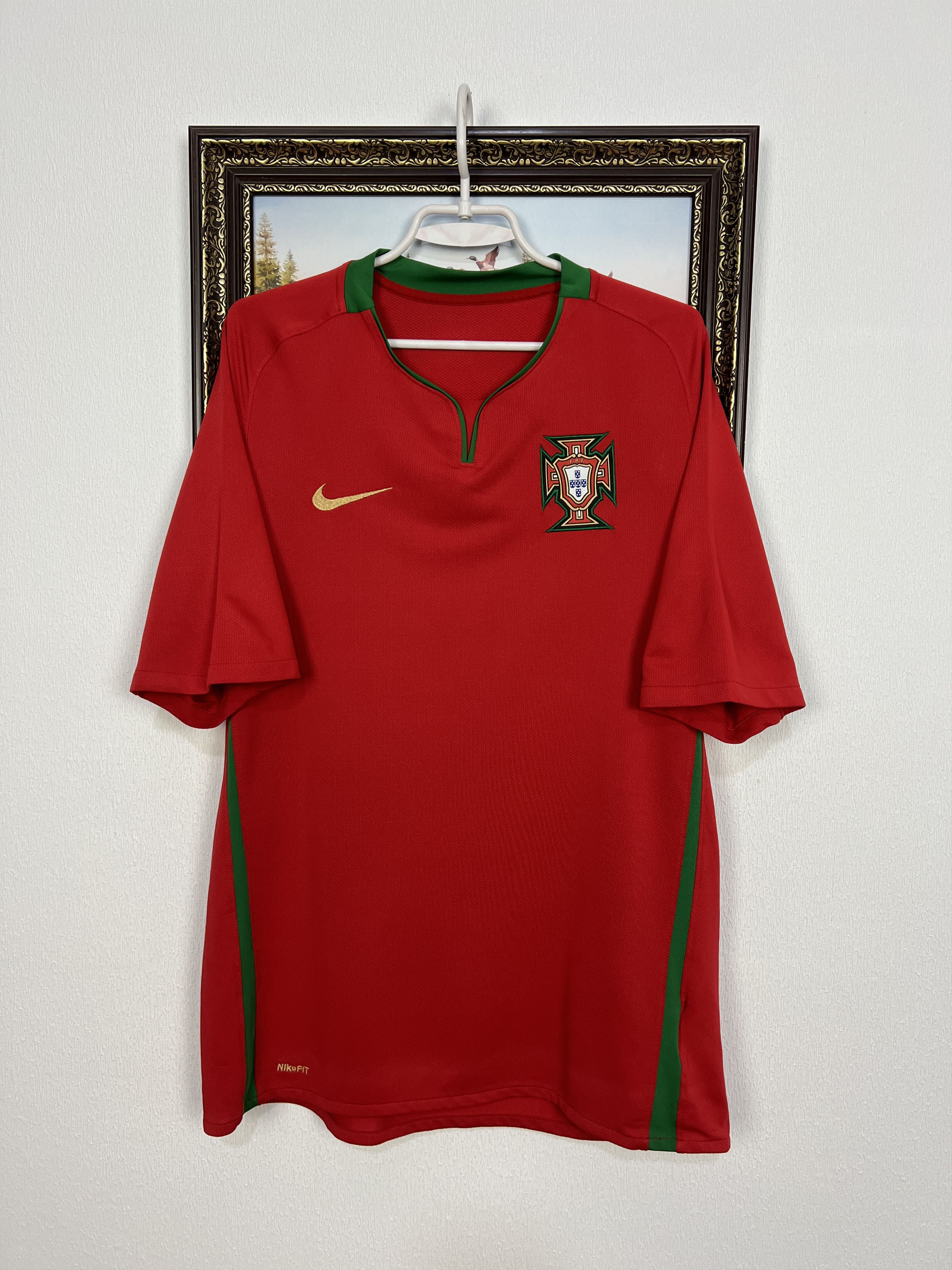 Nike Portugal Home football shirt 2008 Soccer Nike Jersey Mens Size US L / EU 52-54 / 3 - 1 Thumbnail