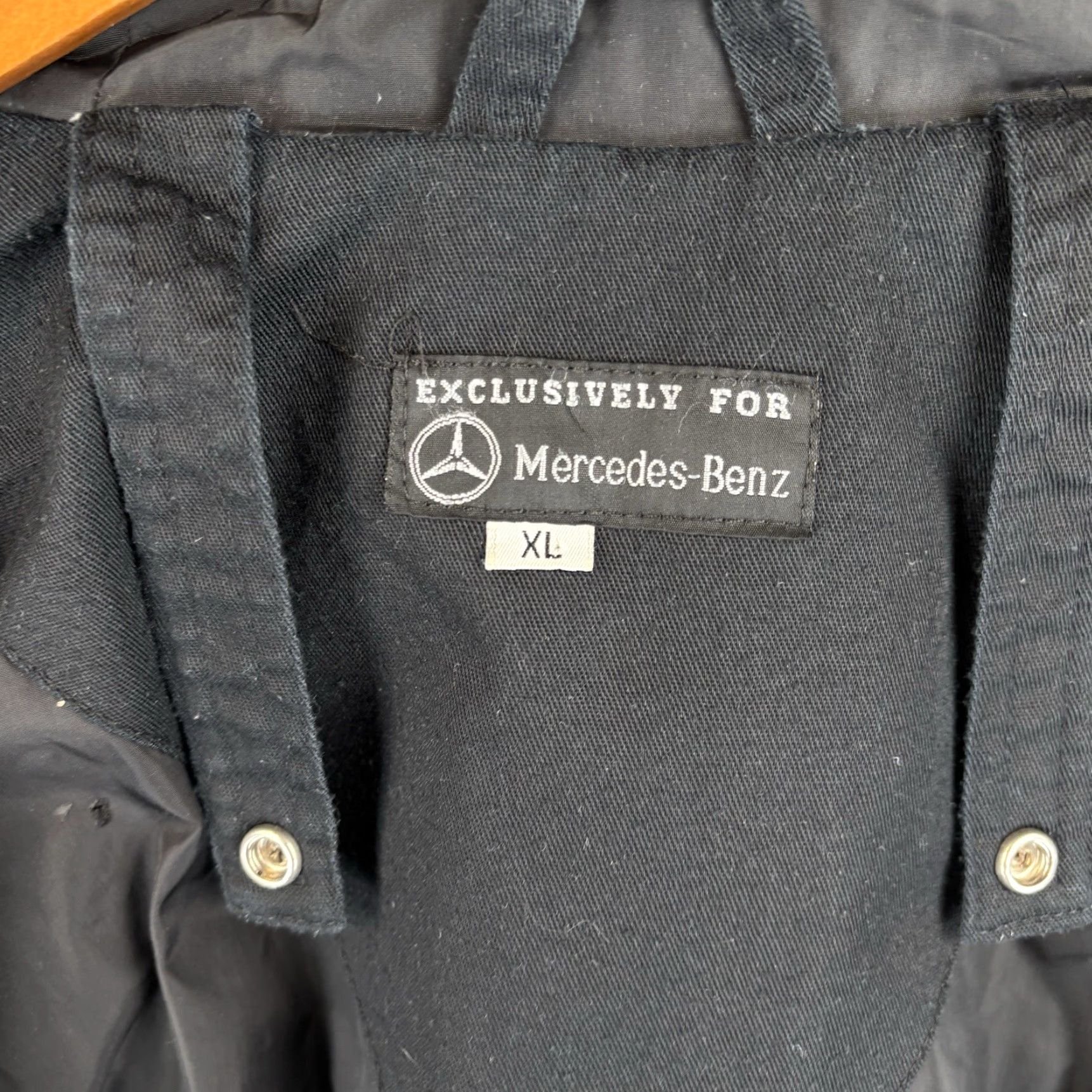 Mercedes-Benz VINTAGE Mercedes-Benz Jacket Mens XL Black Parka Hooded Coat Embroidered USA Full Zip Long Coat Size US XL / EU 56 / 4 - 5 Thumbnail