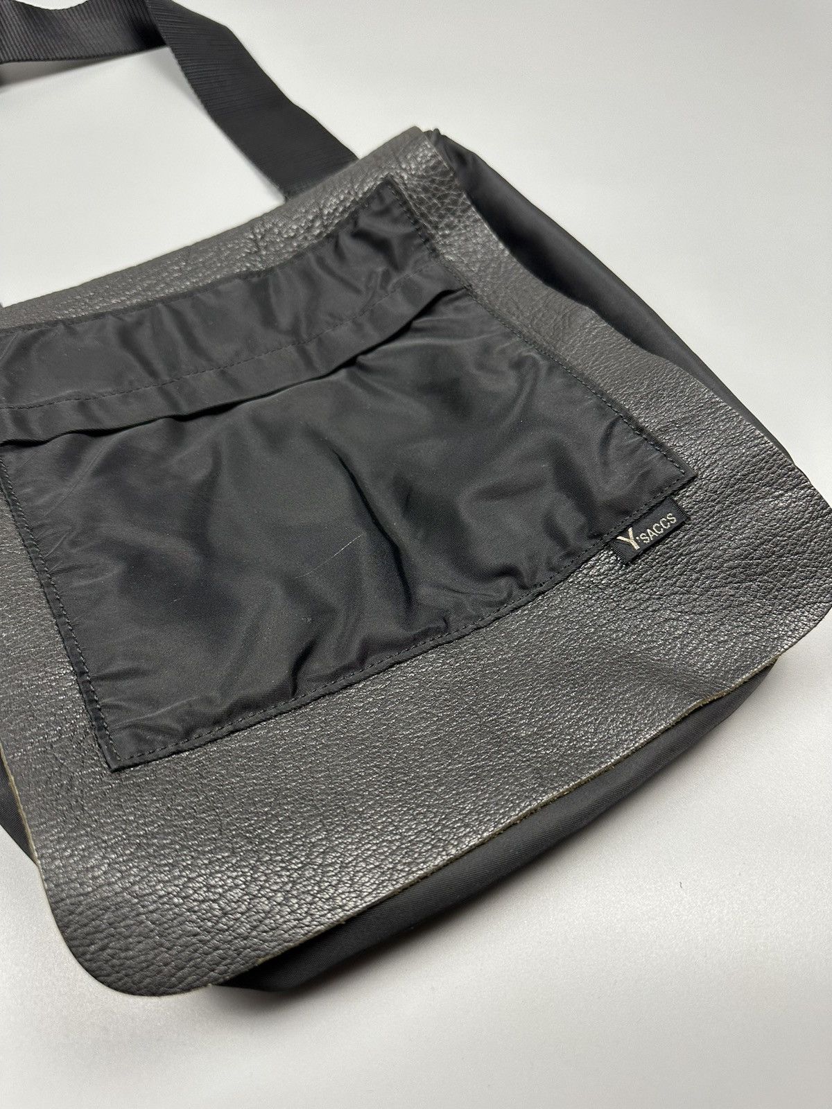Y's × Yohji Yamamoto Y’saccs Yohji Yamamoto Leather Shoulder/Sling Bag Size ONE SIZE - 5 Thumbnail
