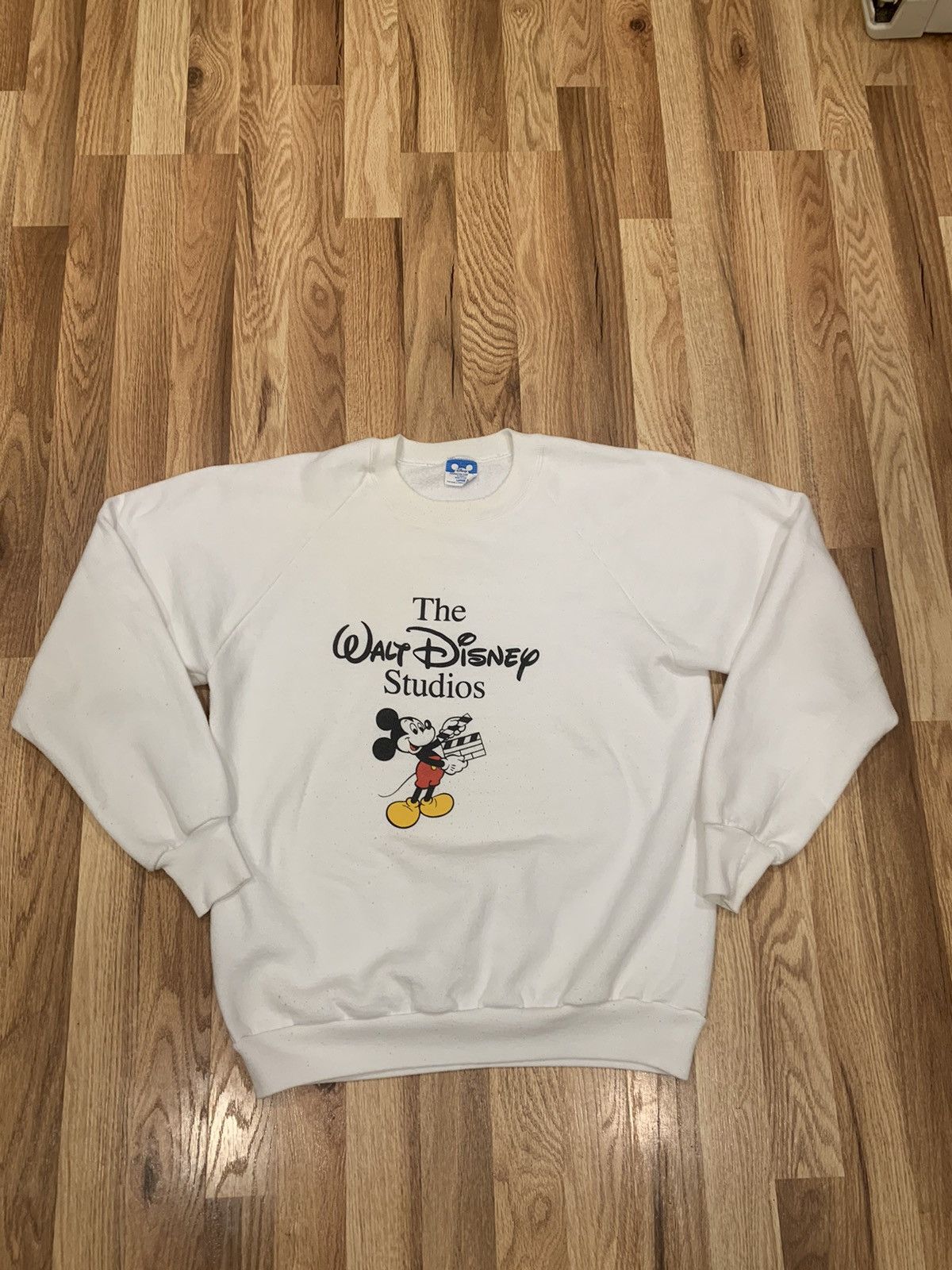Disney × Vintage Vintage Walt Disney Studios Mickey Sweatshirt Size US L / EU 52-54 / 3 - 1 Thumbnail