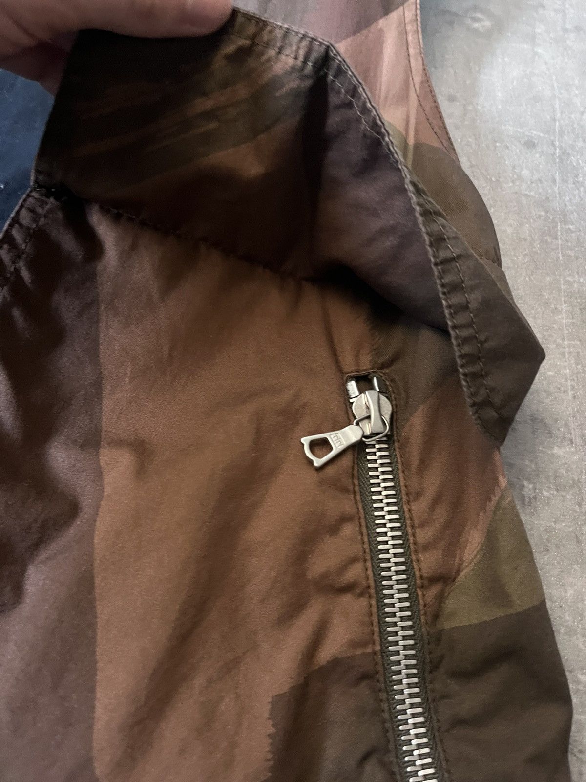 Dries Van Noten Dries Van Noten camo cargo vest sample Size US S / EU 44-46 / 1 - 5 Thumbnail