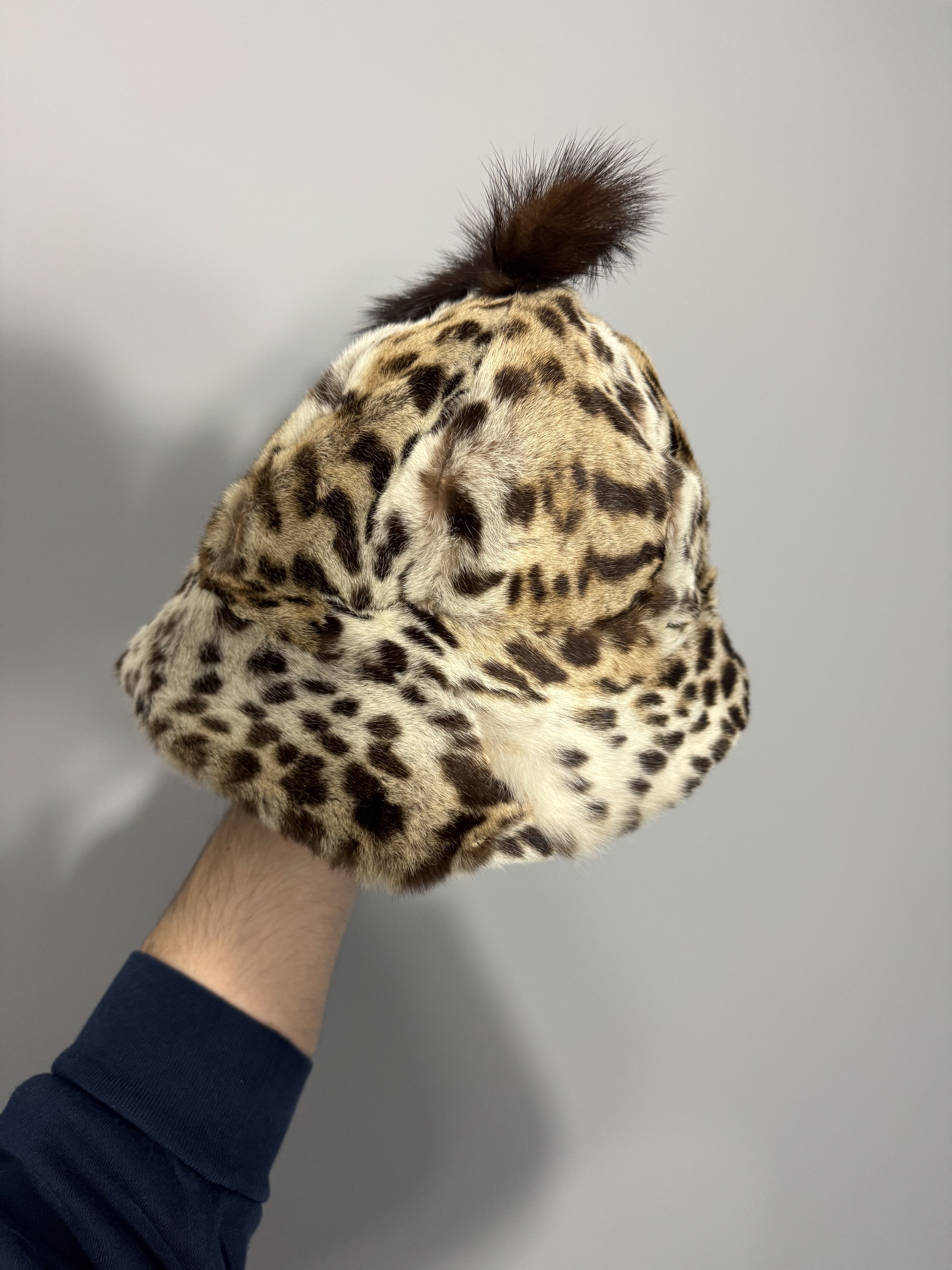Vintage Very Rare Vintage Real Fur Leopard-Pattern Bucket Hat Size ONE SIZE - 5 Thumbnail