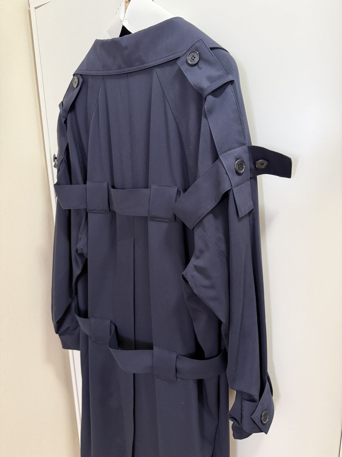 Marni MARNI 2017 NAVY RUNWAY TRENCH COAT Size US L / EU 52-54 / 3 - 4 Thumbnail