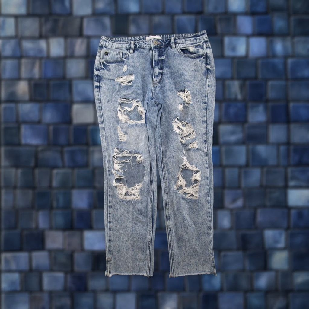 Vintage Kancan Women's Light Wash Denim Jeans Size 11 Regular 5-Pocket Distressed City Straight Jeans Bluefaded Denim Blue Size 32" / US 10 / IT 46 - 1 Thumbnail