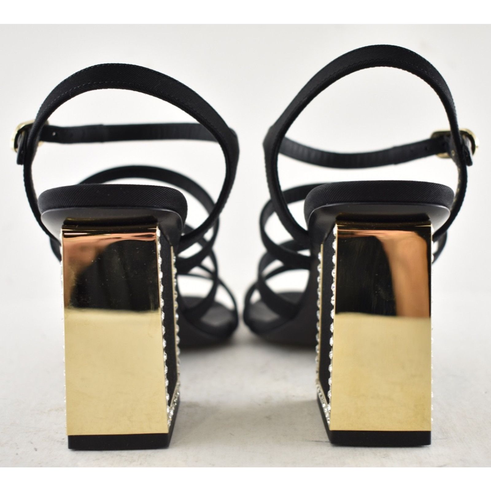 Chanel Chanel Crystal CC Logo Block Heel Sandals 37.5 Size US 7.5 / IT 37.5 - 15 Thumbnail